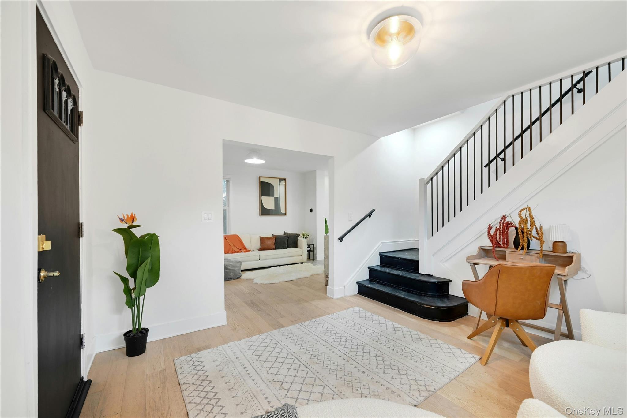 Single Family Nauraushaun Rockland County, NY 10965, MLS-901958-3