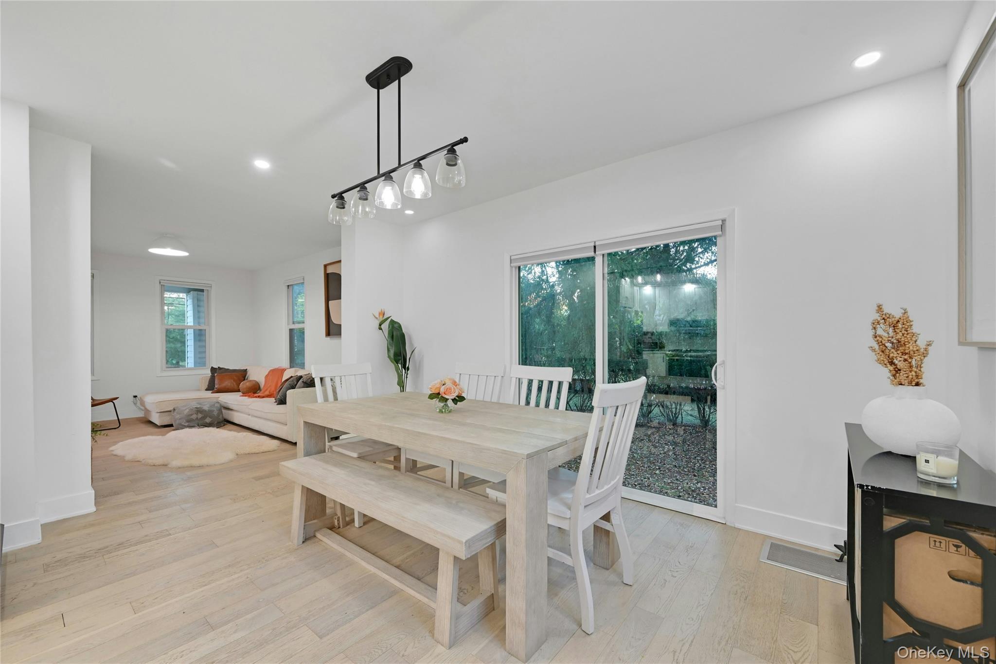 Single Family Nauraushaun Rockland County, NY 10965, MLS-901958-5