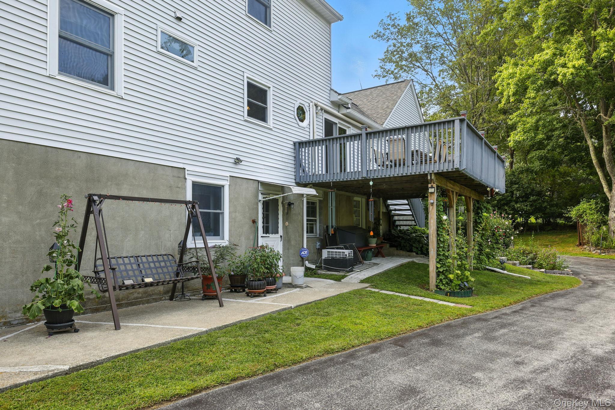 Single Family Parliman  Dutchess County, NY 12540, MLS-901968-27