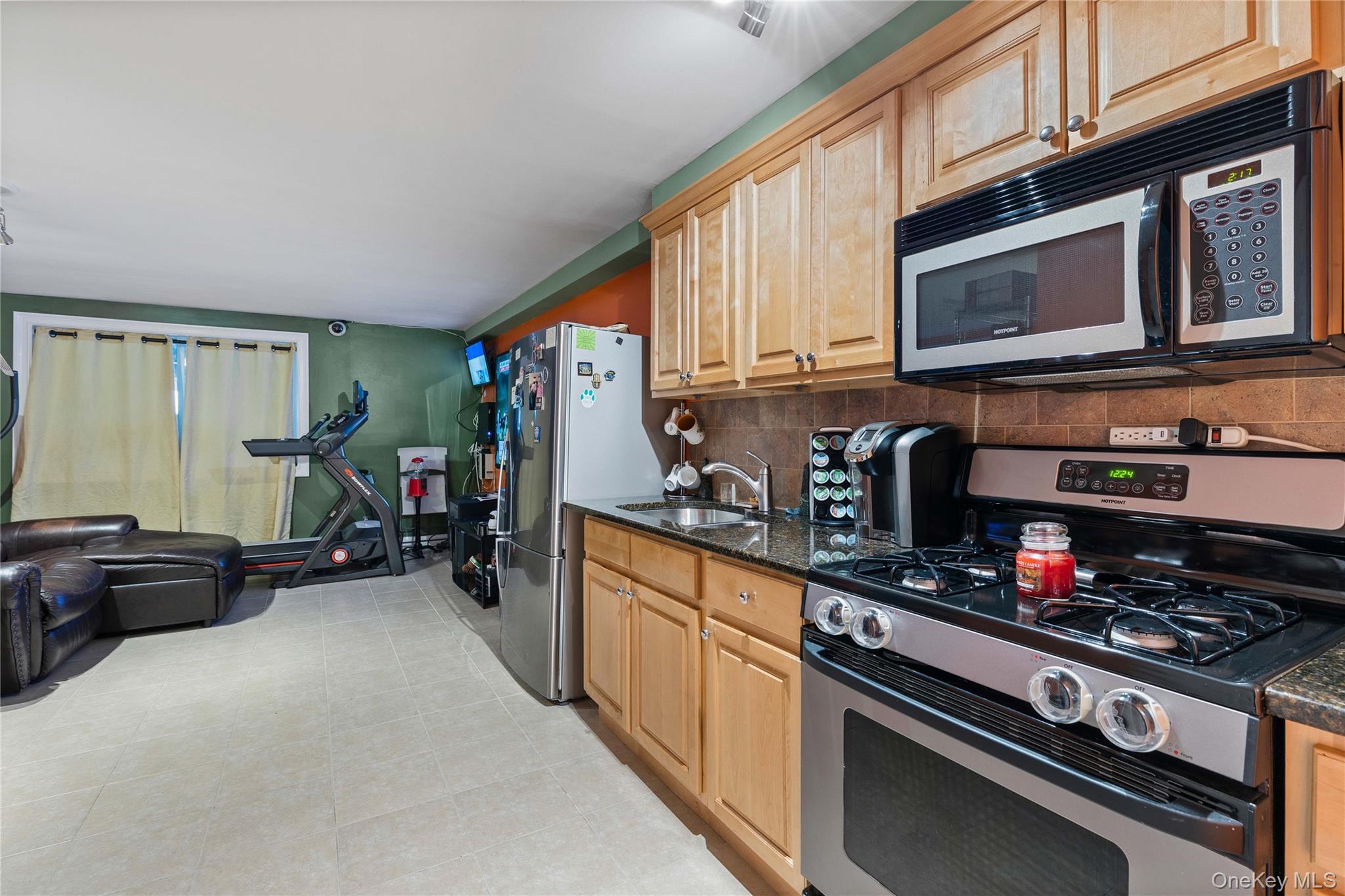 Condo Marisa  Bronx, NY 10465, MLS-901982-17