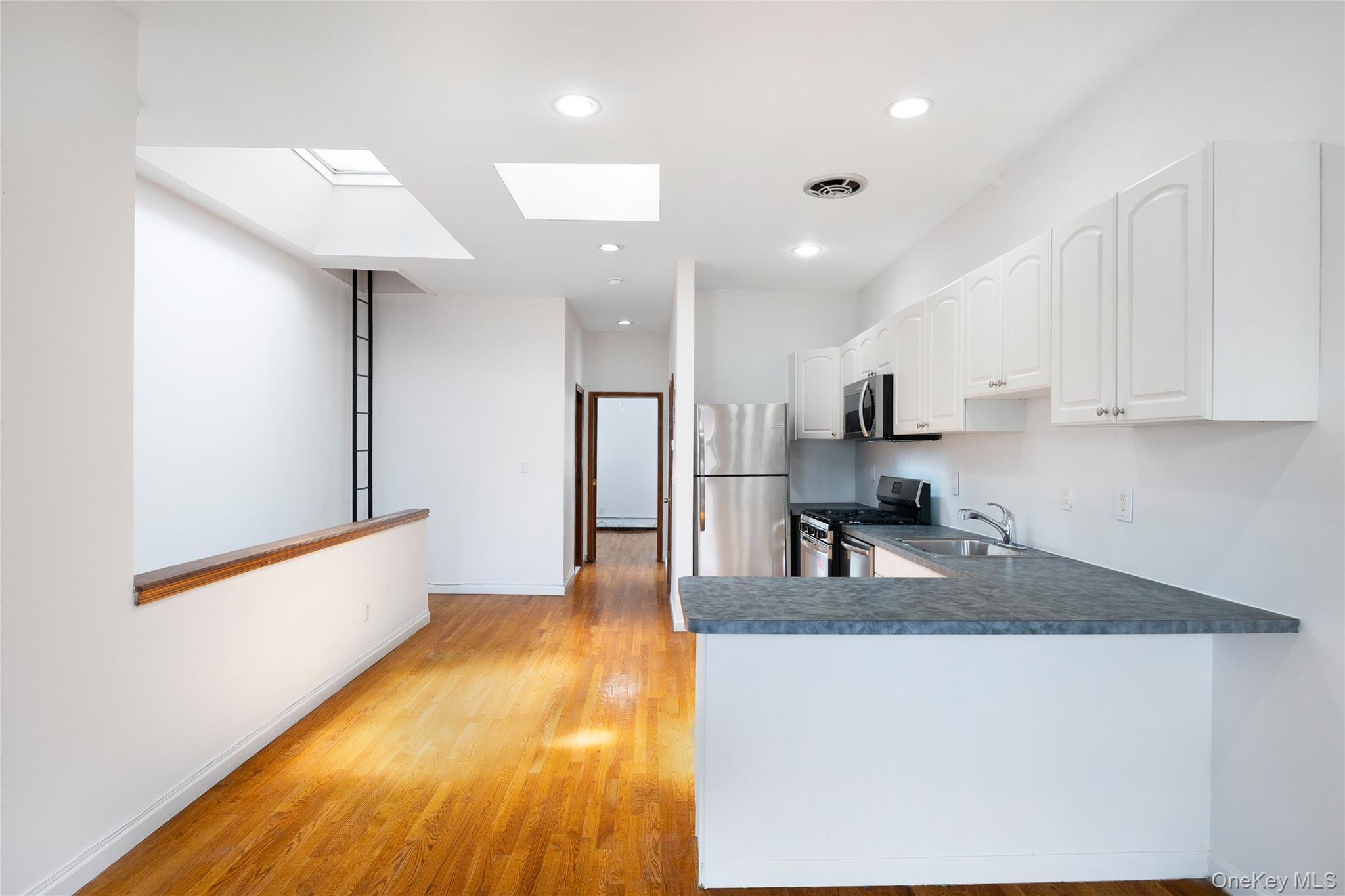 Apartment 136th  Manhattan, NY 10030, MLS-901990-6
