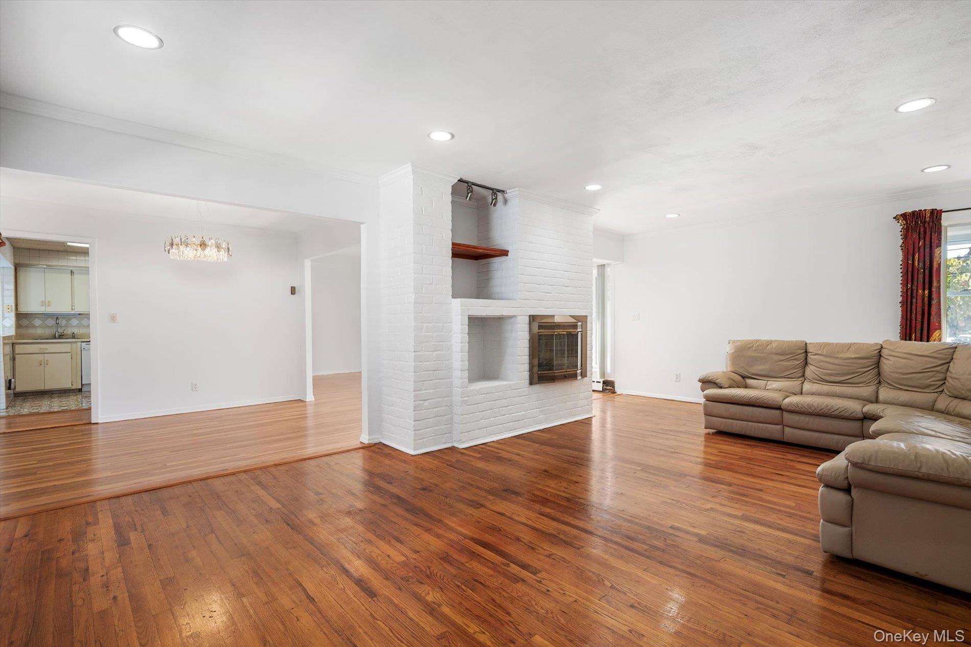 Single Family Prospect  Nassau County, NY 11554, MLS-901996-10