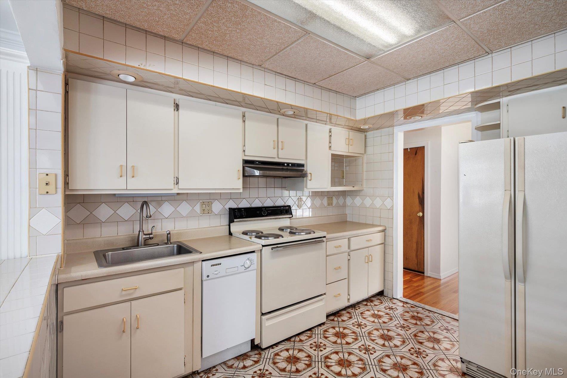 Single Family Prospect  Nassau County, NY 11554, MLS-901996-12