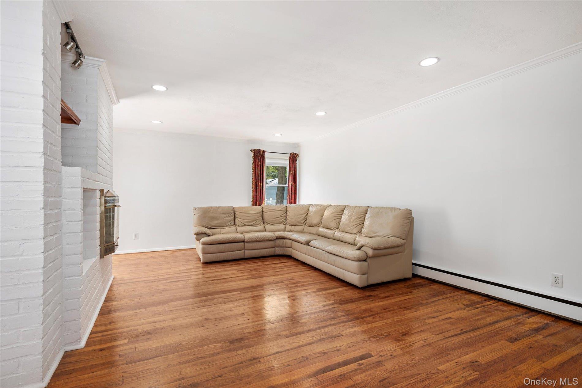 Single Family Prospect  Nassau County, NY 11554, MLS-901996-9