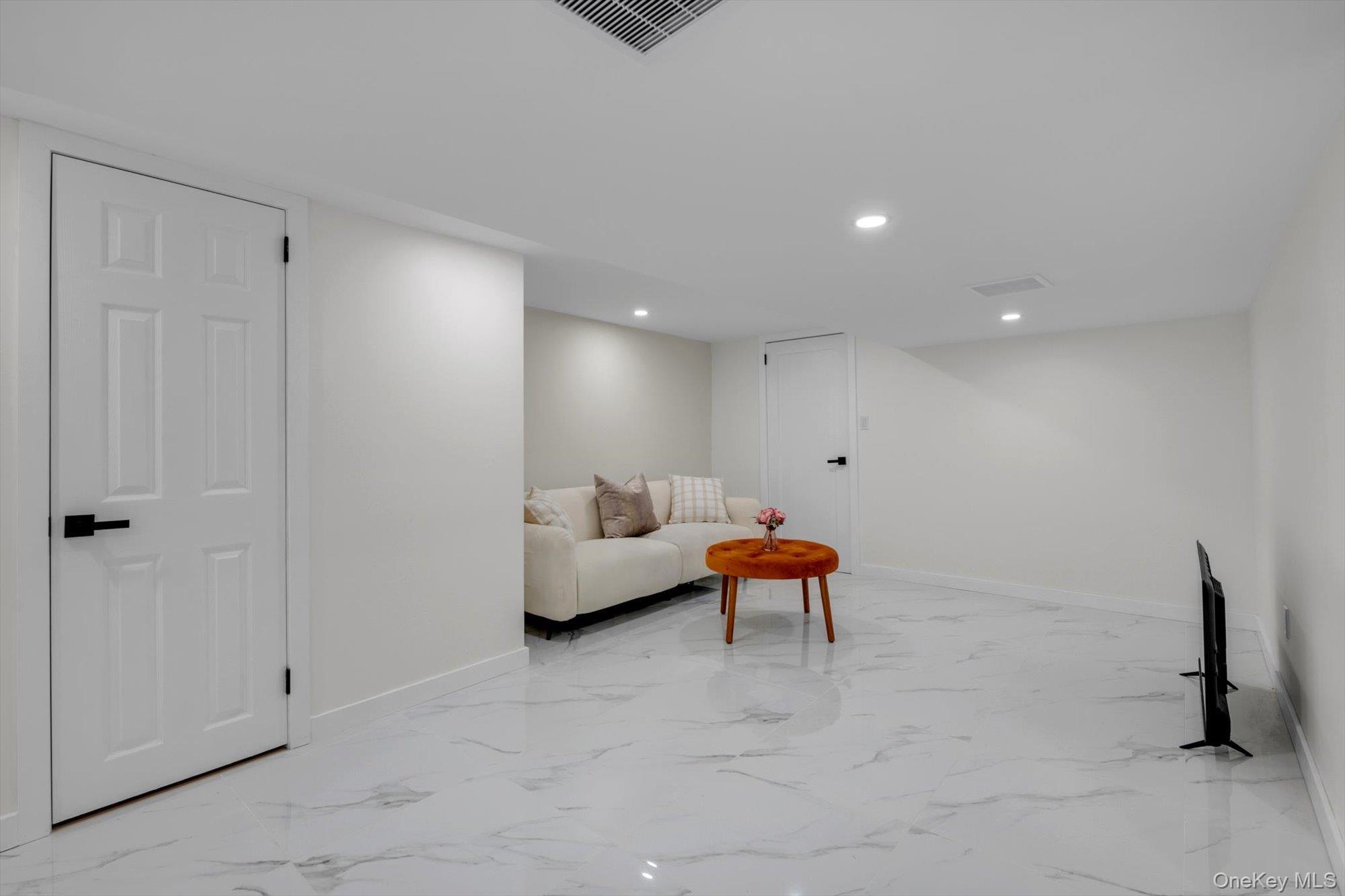 Single Family Wellington  Nassau County, NY 11590, MLS-902005-19