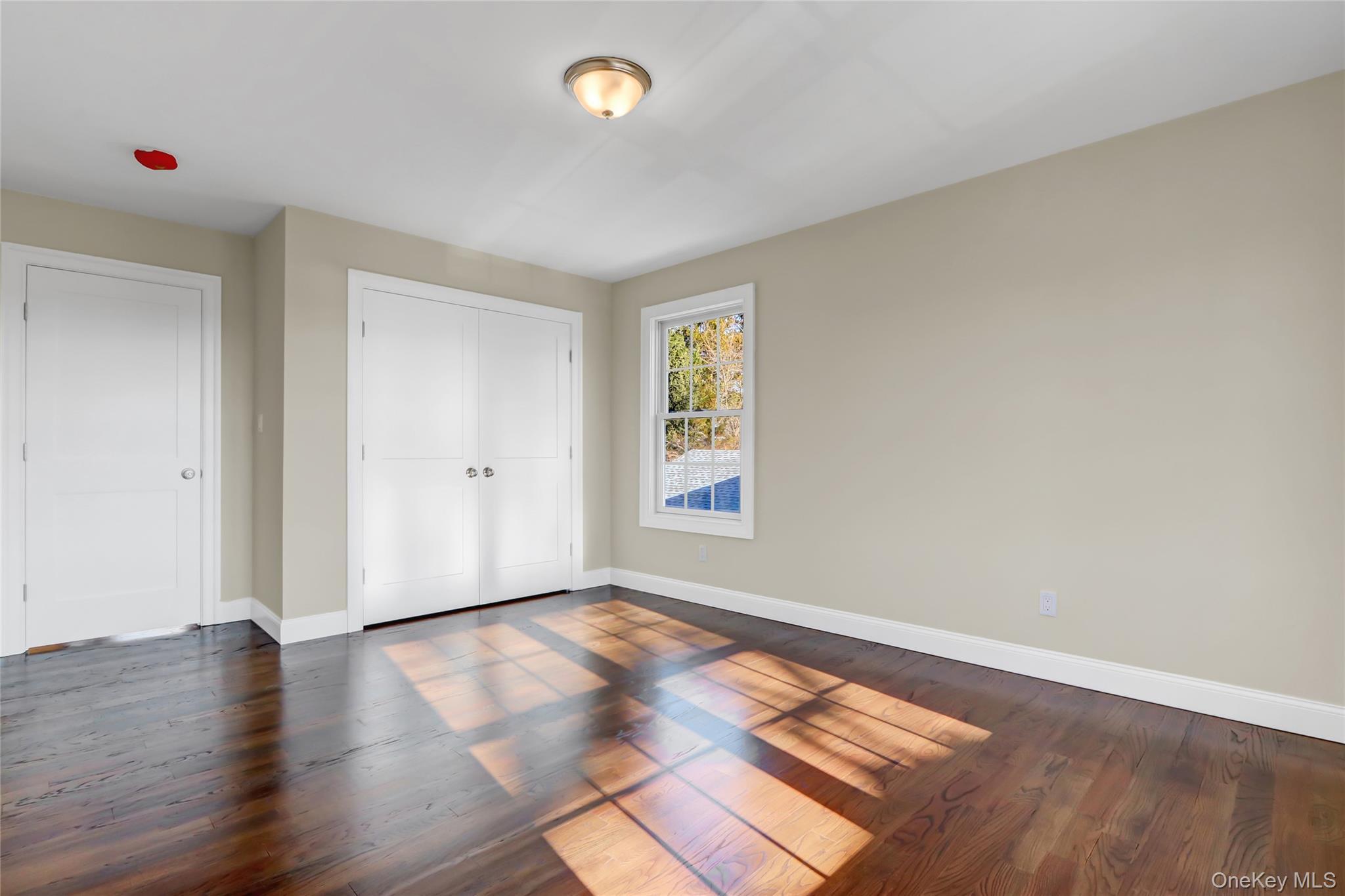 Single Family Hickory Nassau County, NY 11709, MLS-902009-34