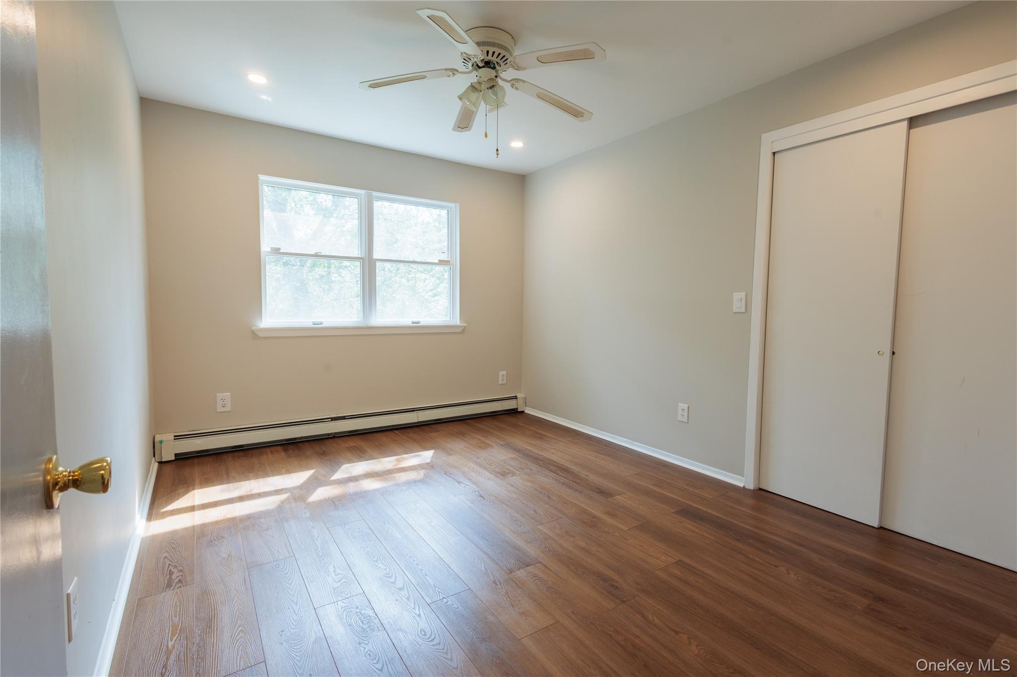 Single Family Hill  Suffolk County, NY 11780, MLS-902012-20