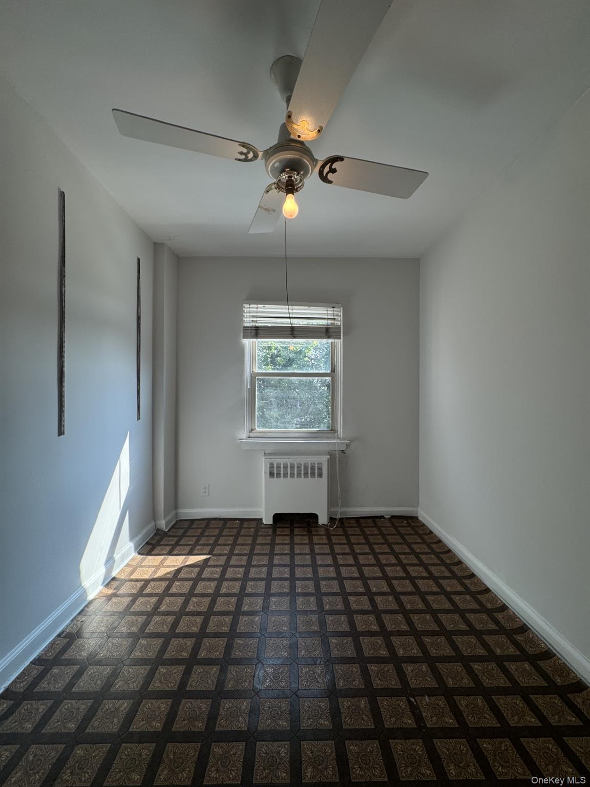 Single Family 213th  Bronx, NY 10469, MLS-902020-18