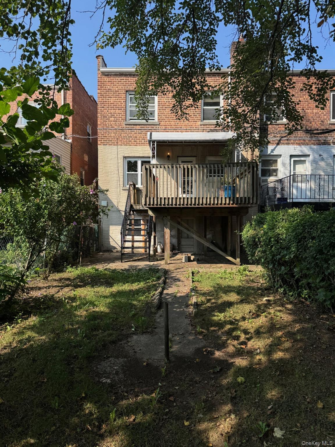 Single Family 213th  Bronx, NY 10469, MLS-902020-22
