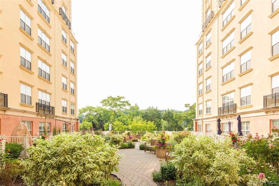 Condo Byron  Westchester County, NY 10538, MLS-902029-13