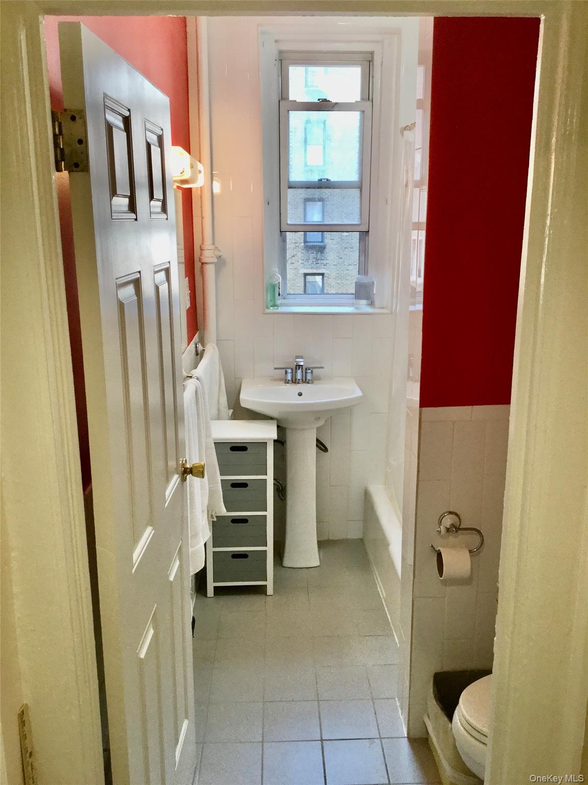 Coop 82  Queens, NY 11372, MLS-902049-9