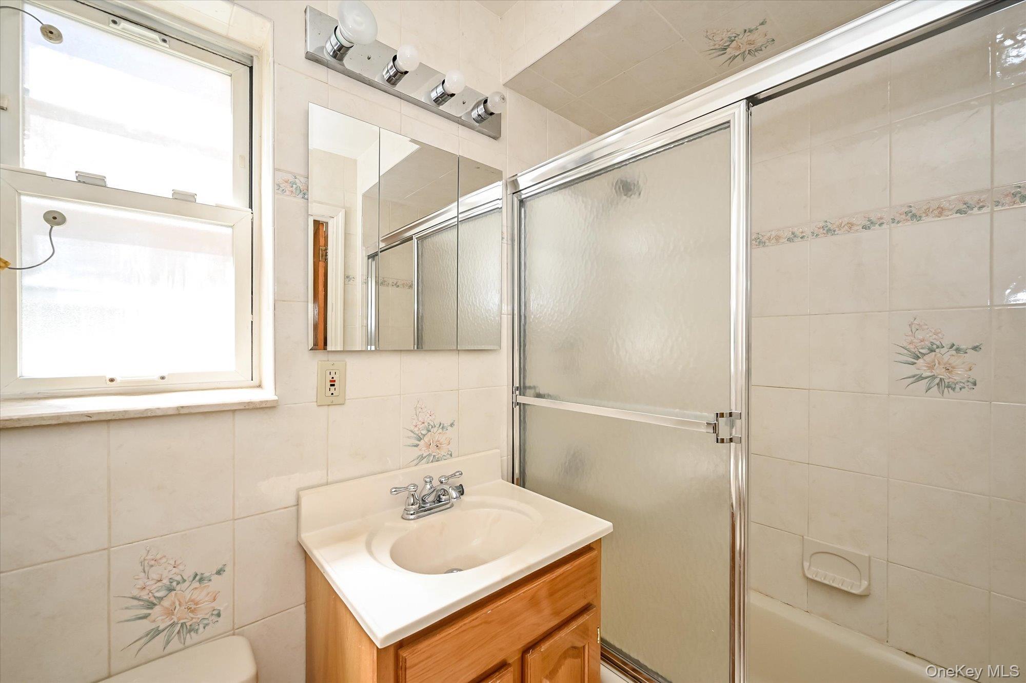 Single Family 253rd  Queens, NY 11362, MLS-902051-16