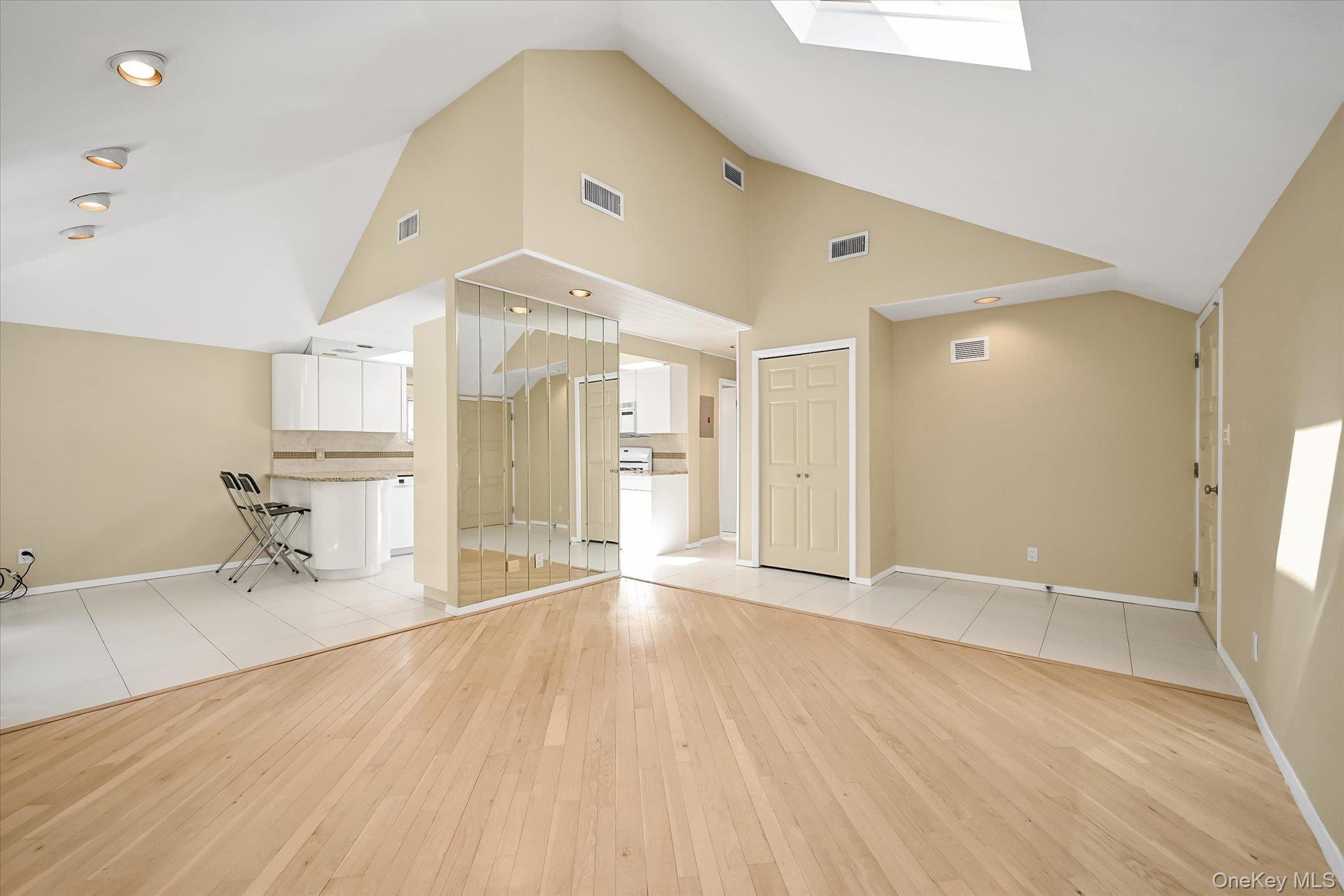 Single Family 253rd  Queens, NY 11362, MLS-902051-2