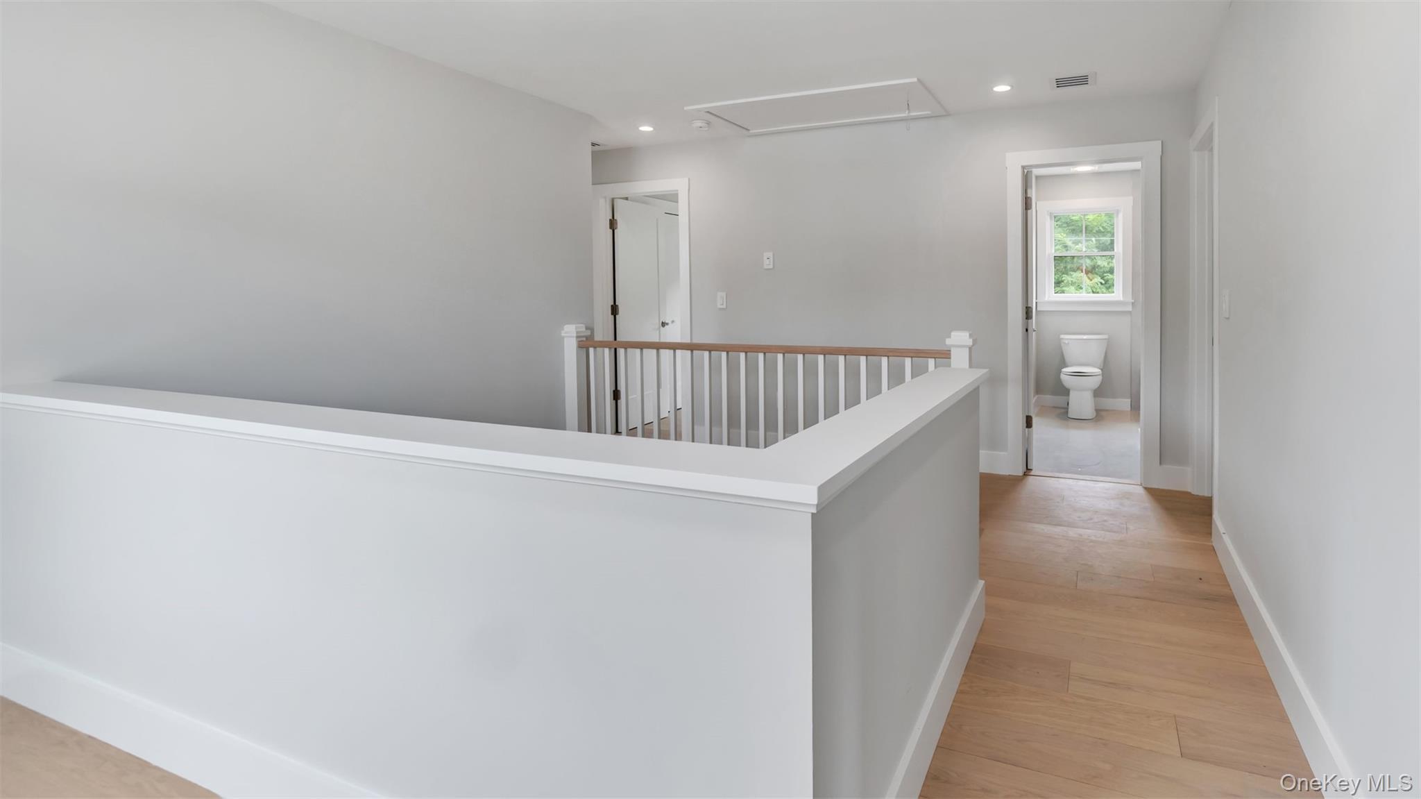 Single Family Fanning Suffolk County, NY 11946, MLS-902059-22