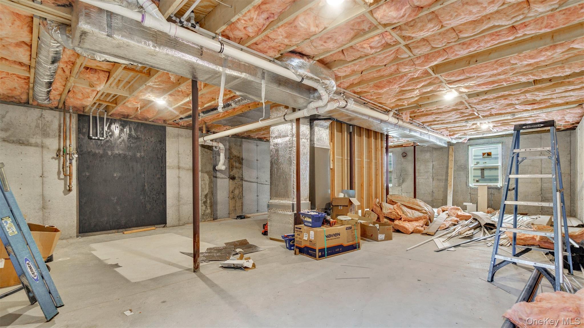 Single Family Fanning Suffolk County, NY 11946, MLS-902059-35