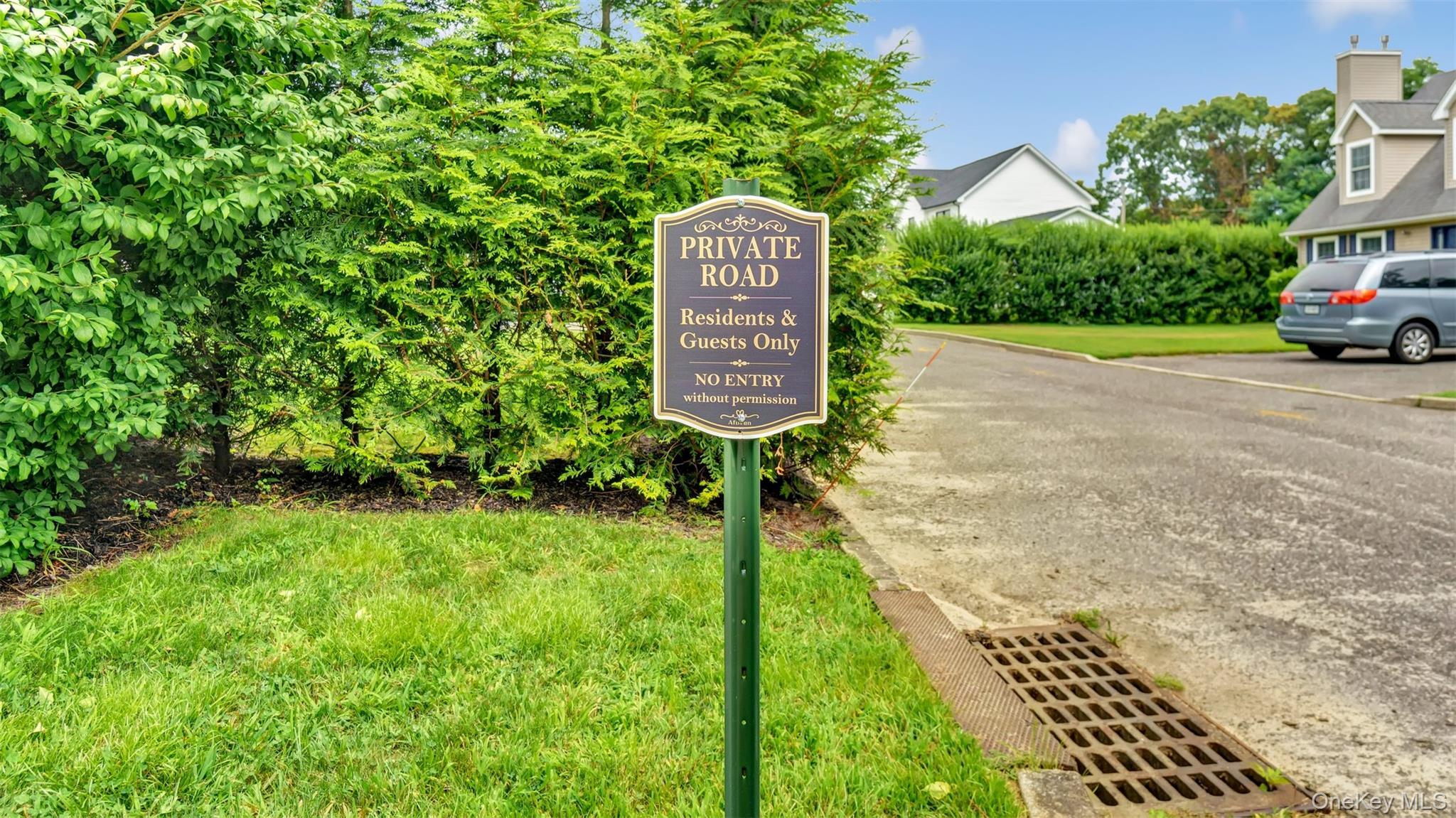 Single Family Fanning Suffolk County, NY 11946, MLS-902059-4