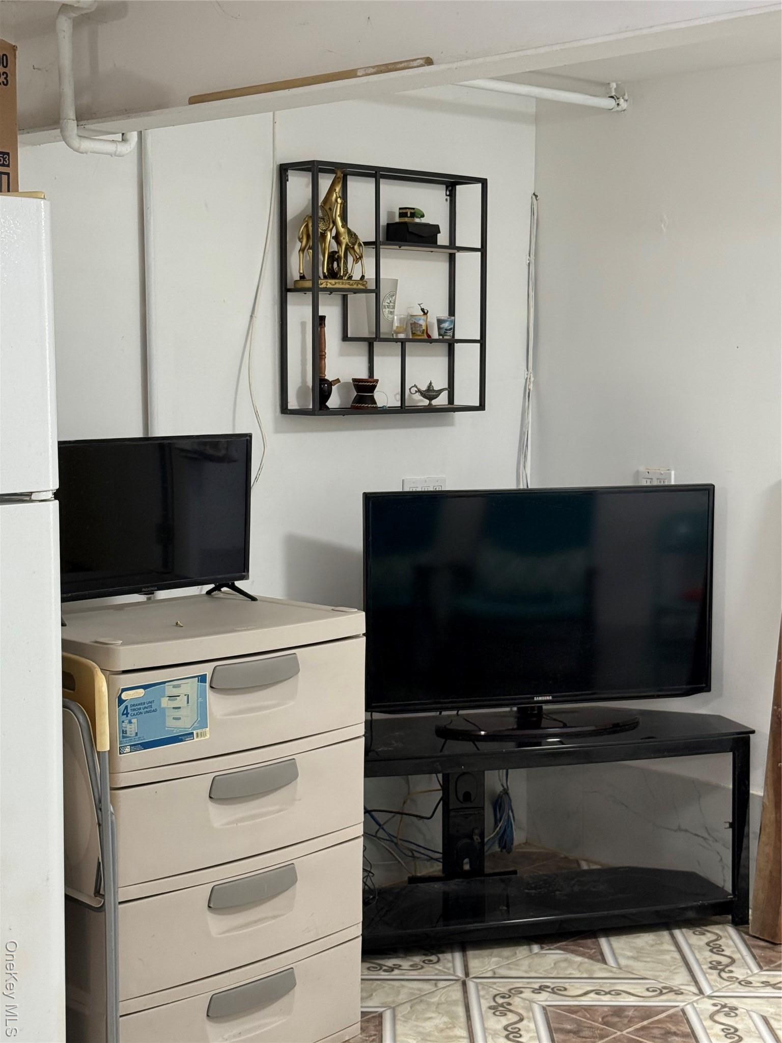 Single Family 25th Queens, NY 11369, MLS-902064-16