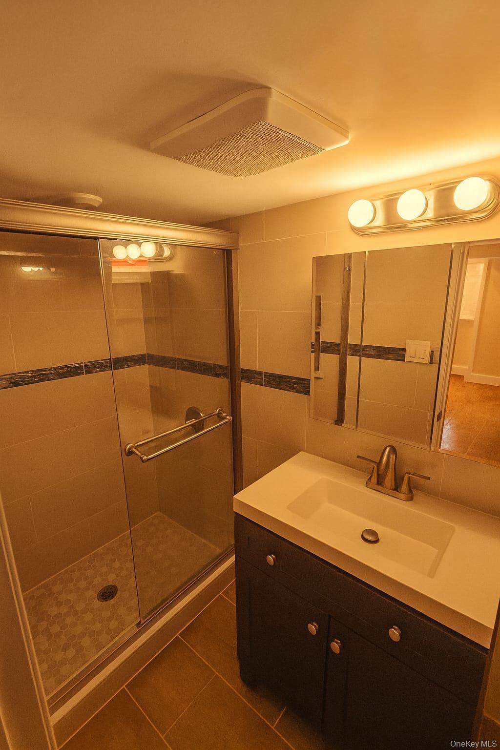 Single Family Milburn  Suffolk County, NY 11789, MLS-902066-8