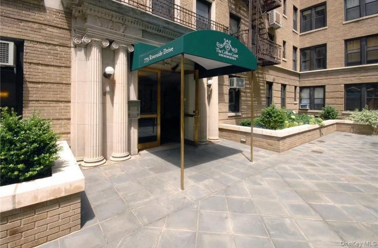 Apartment Riverside Manhattan, NY 10032, MLS-902086-2