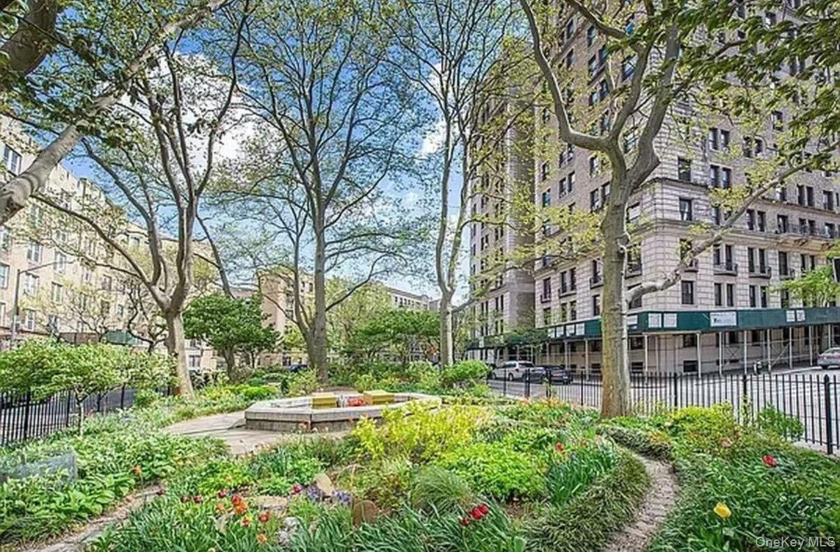 Apartment Riverside Manhattan, NY 10032, MLS-902086-3