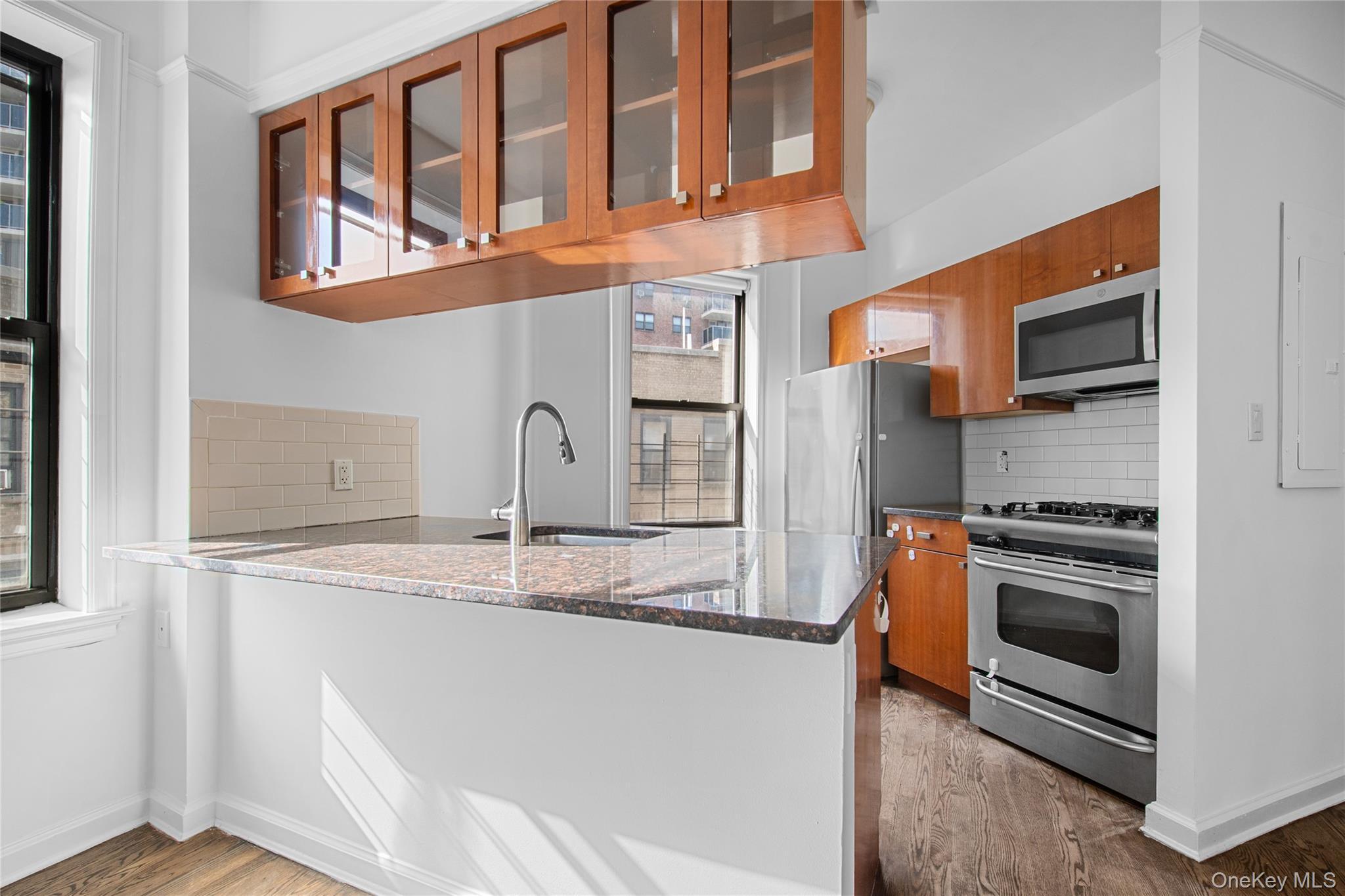 Apartment Riverside Manhattan, NY 10032, MLS-902086-6