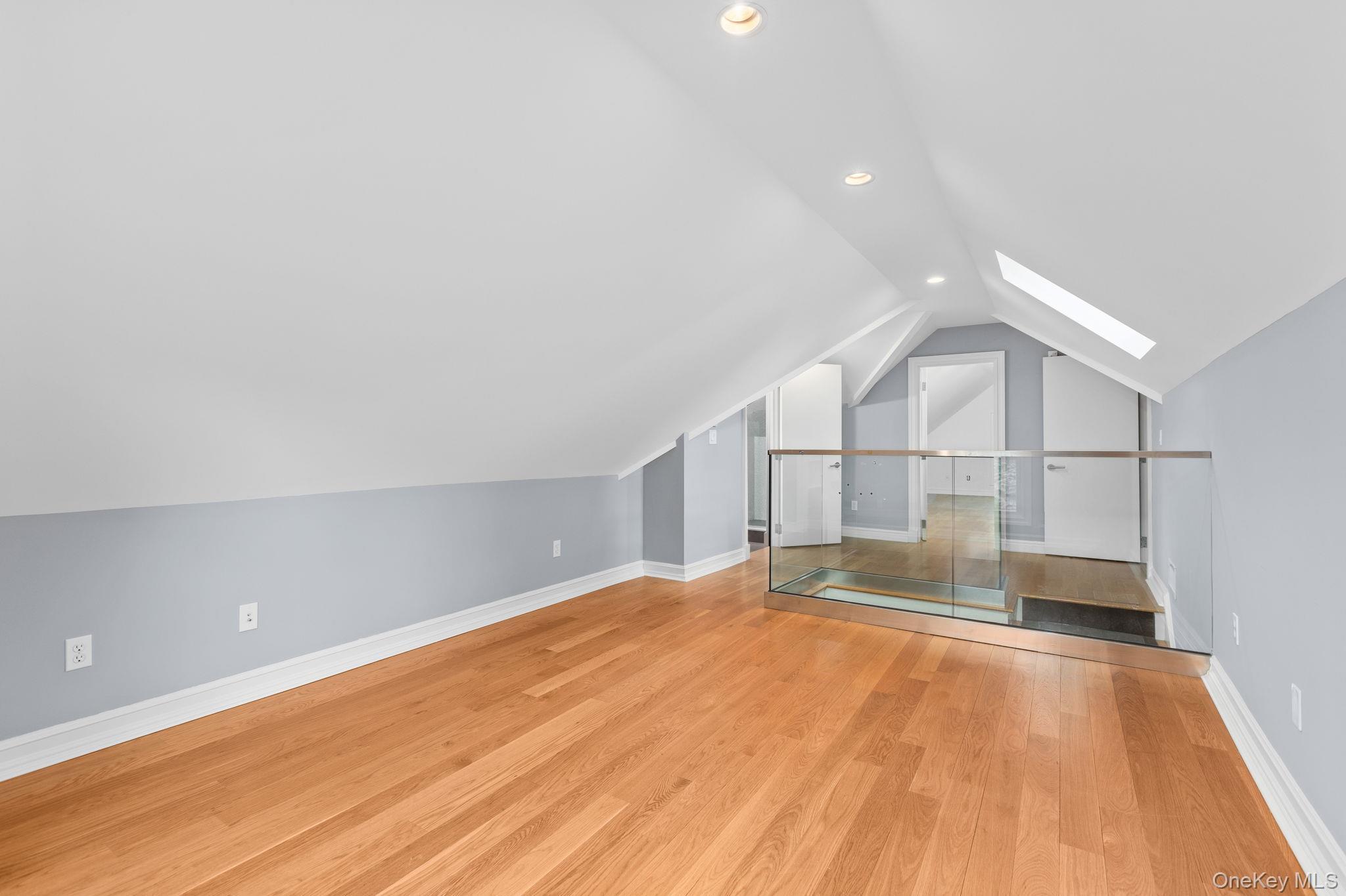 Single Family Olmstead Out Of Area, NY 06877, MLS-902088-21