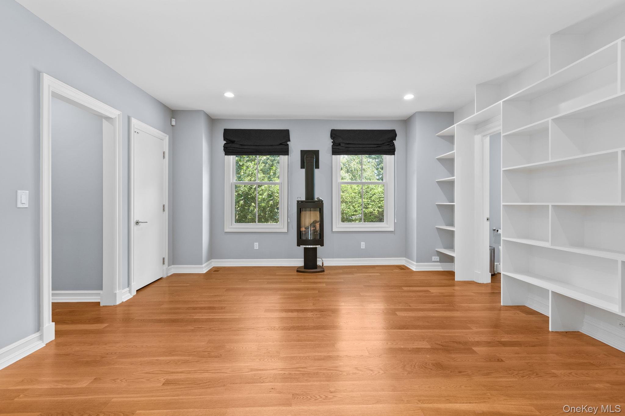 Single Family Olmstead Out Of Area, NY 06877, MLS-902088-32