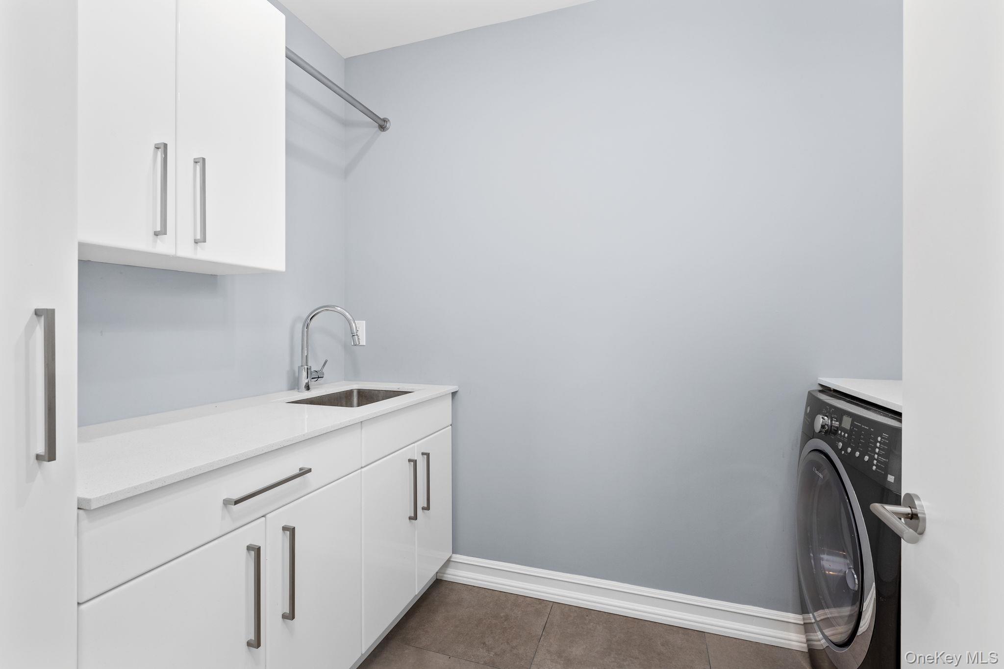 Single Family Olmstead Out Of Area, NY 06877, MLS-902088-36