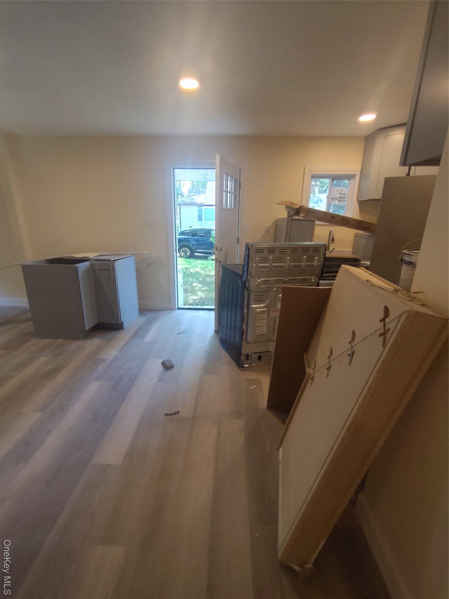 Single Family Woodland  Suffolk County, NY 11951, MLS-902104-4