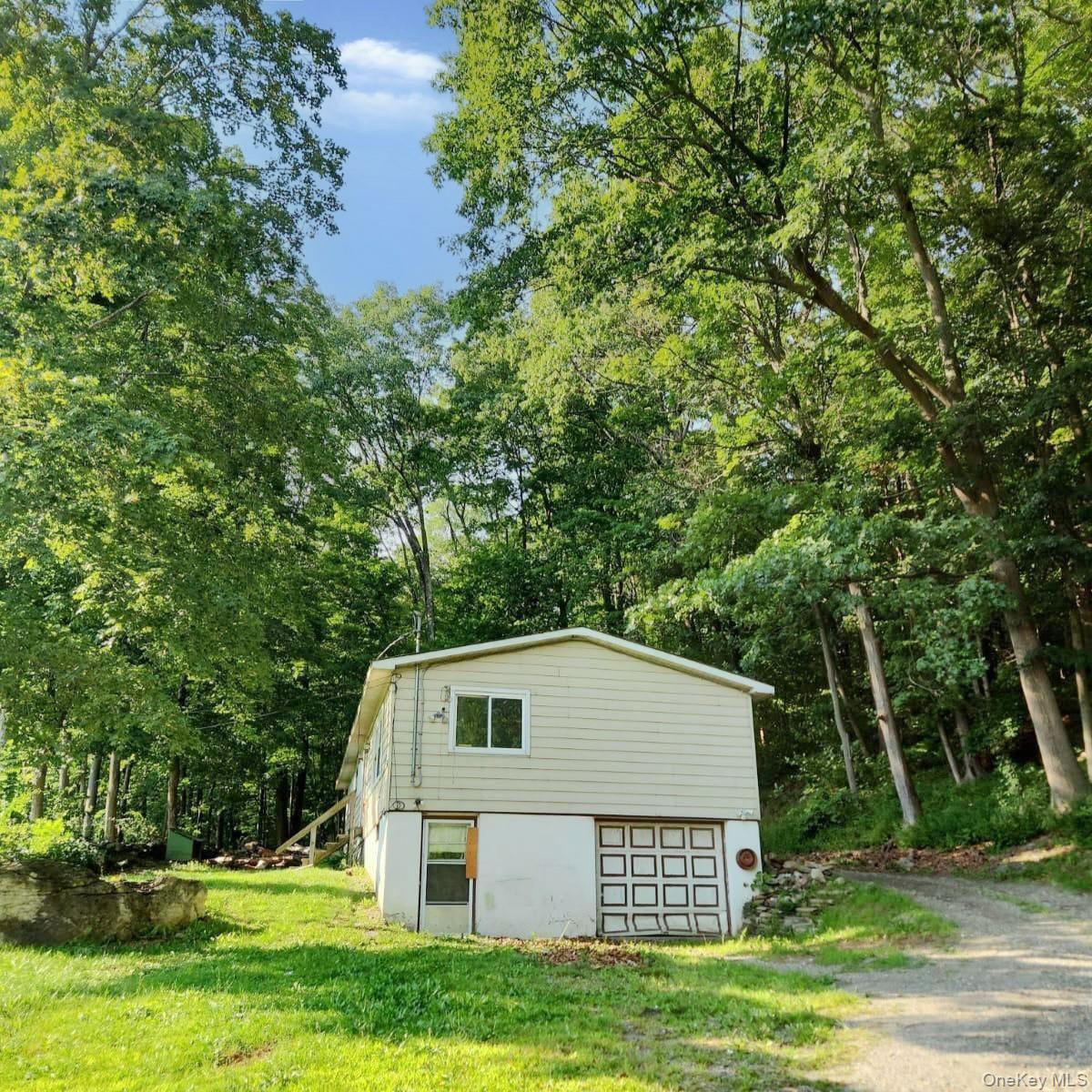 Single Family Cooper  Dutchess County, NY 12546, MLS-902111-27