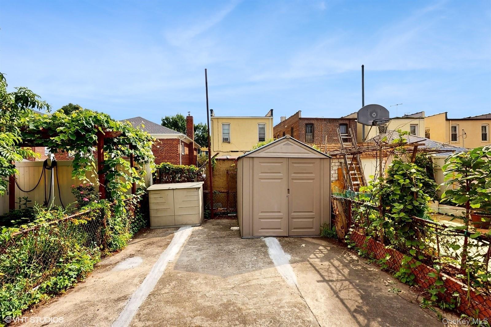 Single Family Colden  Bronx, NY 10462, MLS-902162-8