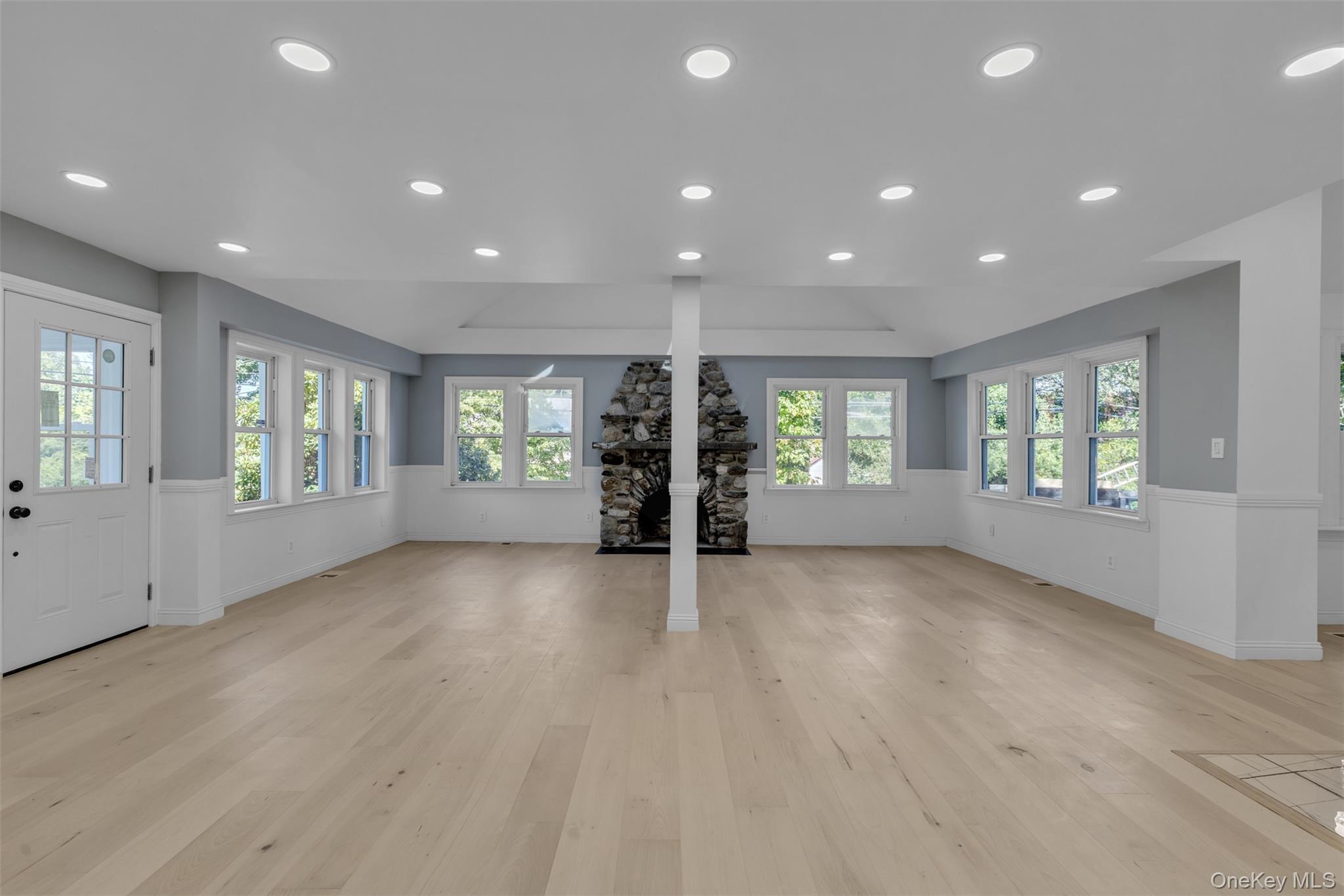 Single Family Locust  Westchester County, NY 10598, MLS-902163-11