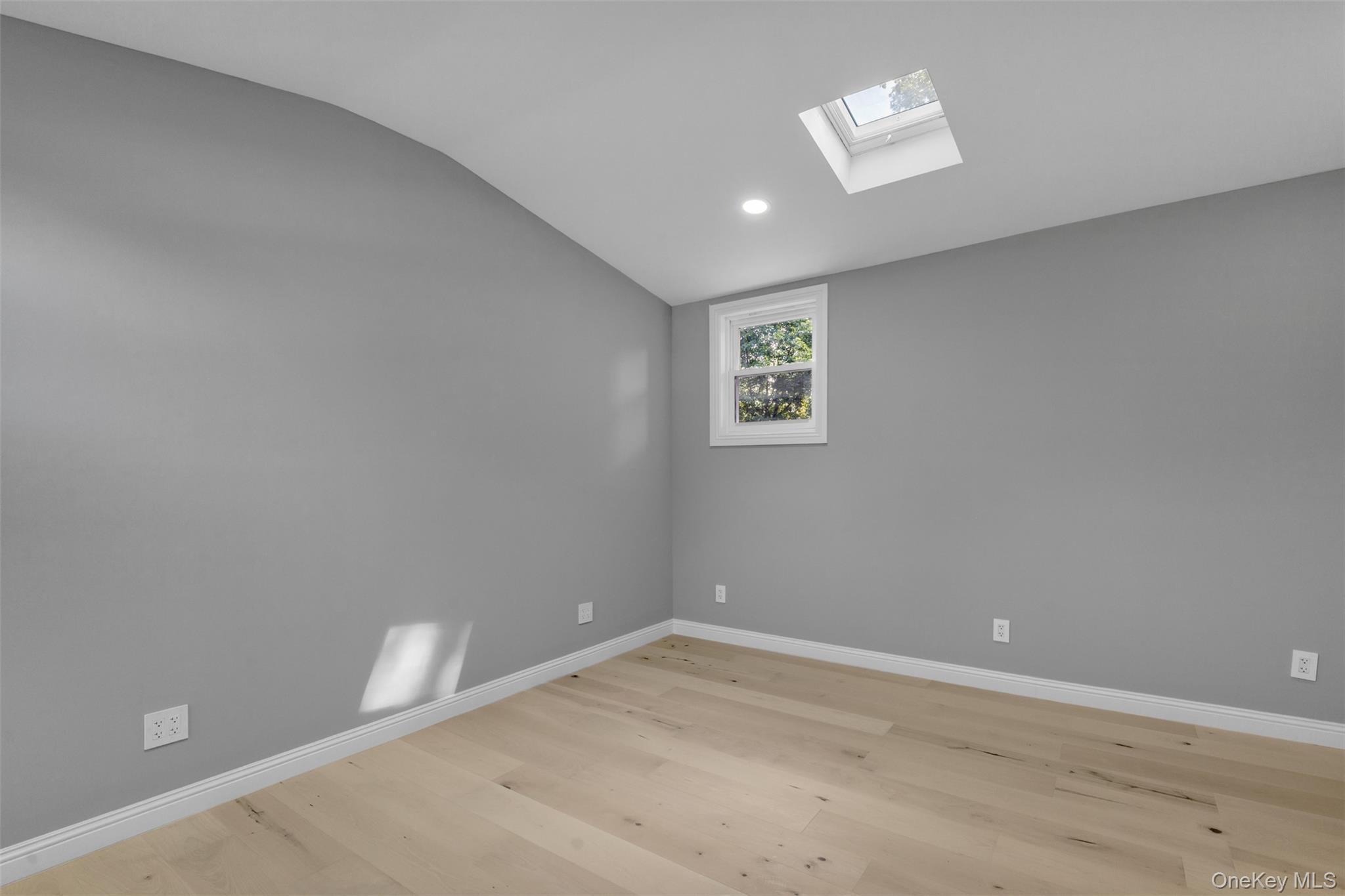 Single Family Locust  Westchester County, NY 10598, MLS-902163-22