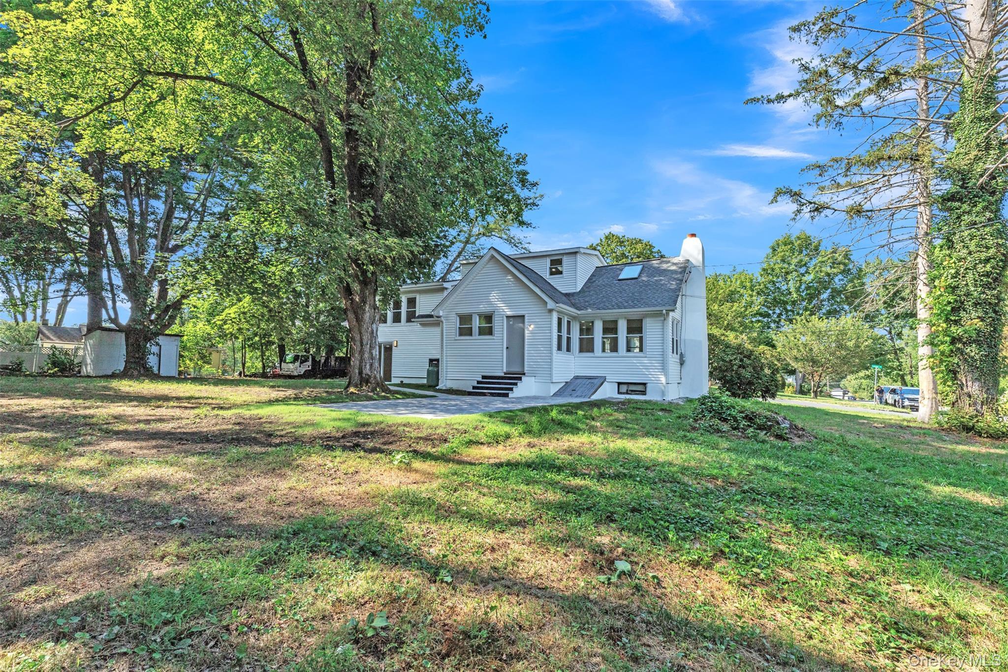 Single Family Locust  Westchester County, NY 10598, MLS-902163-33