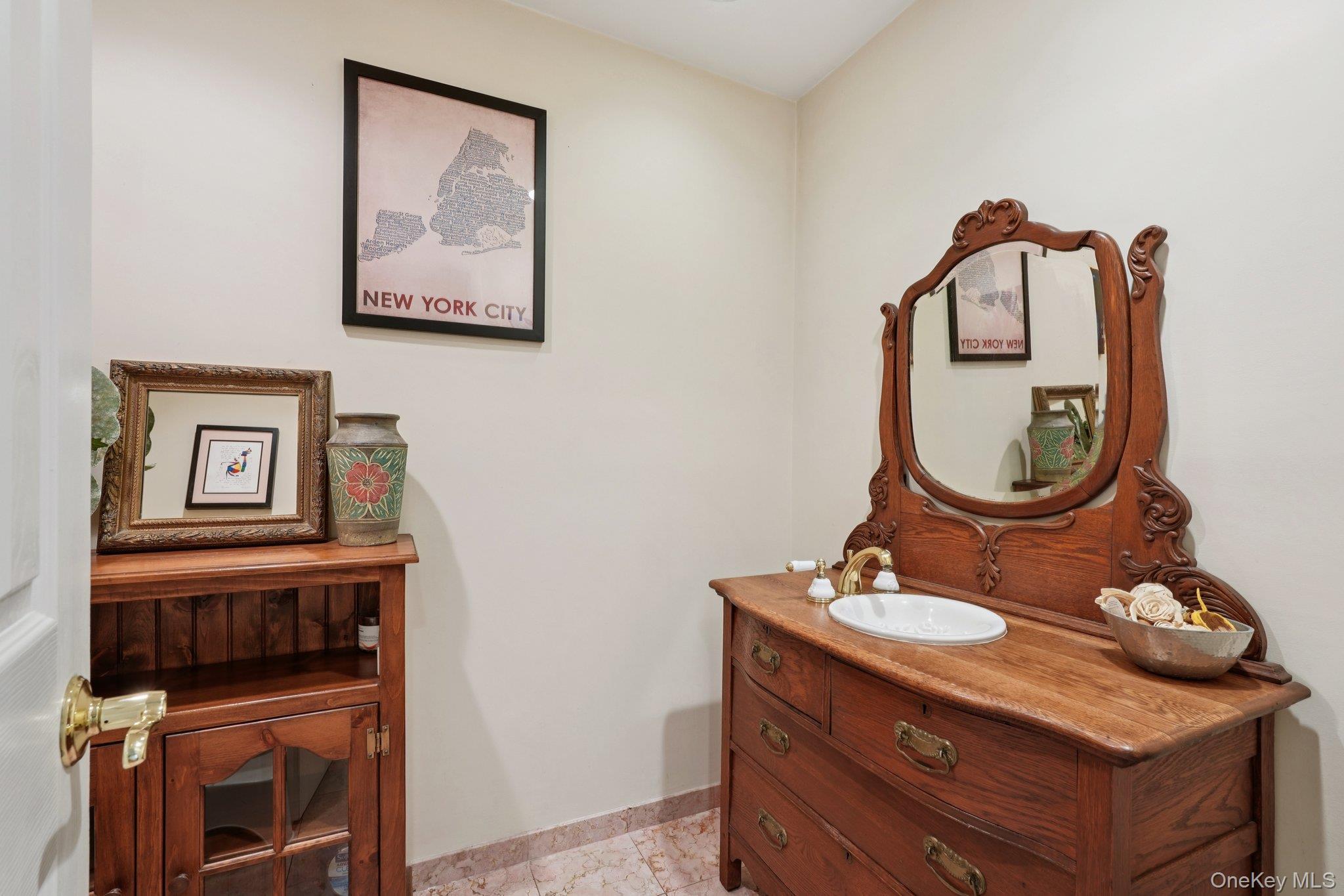 Single Family Old Phillips Hill Rockland County, NY 10956, MLS-902170-15