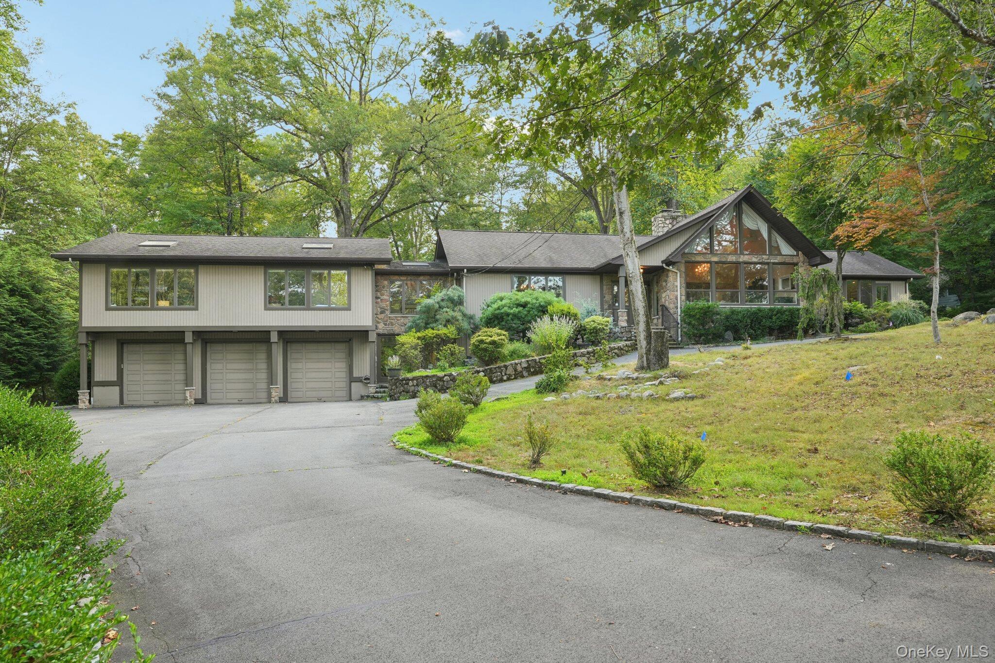 Single Family Old Phillips Hill Rockland County, NY 10956, MLS-902170-39