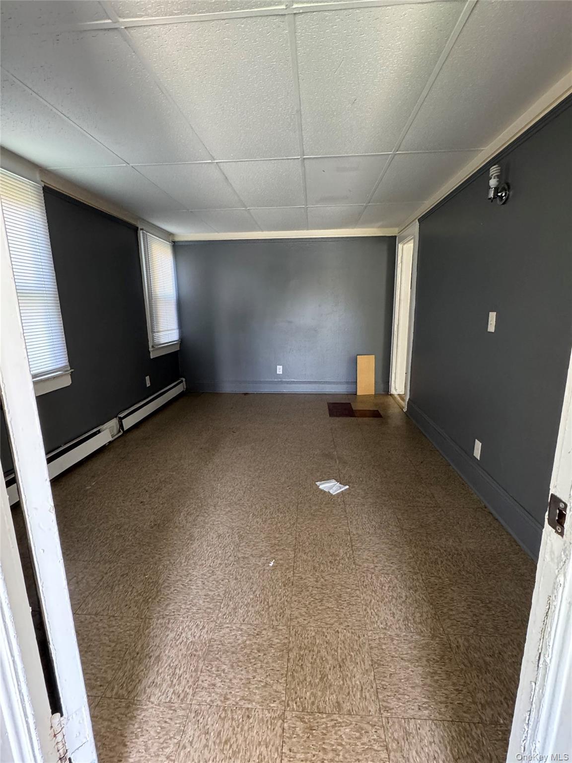 Single Family Graham Nassau County, NY 11550, MLS-902173-4