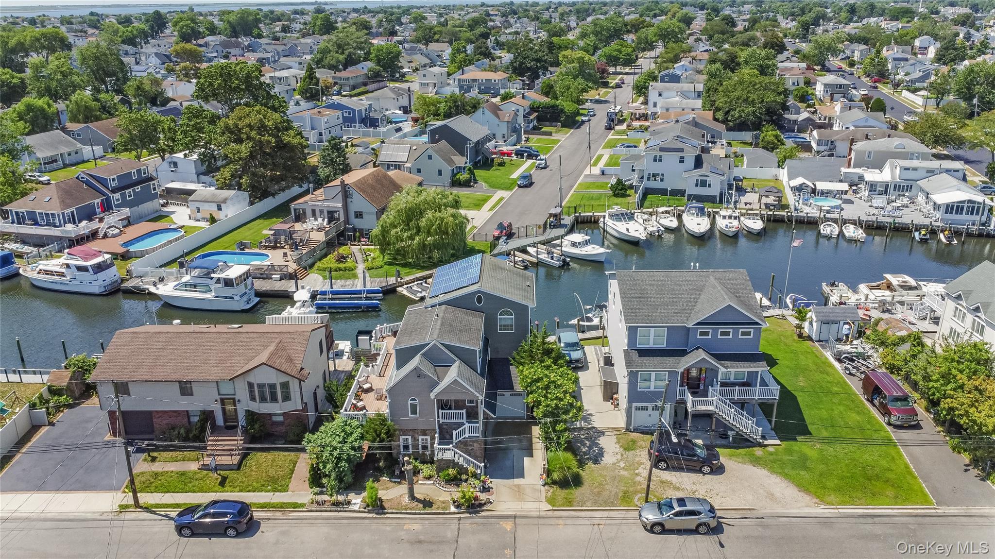 Single Family 9th  Suffolk County, NY 11757, MLS-902240-3