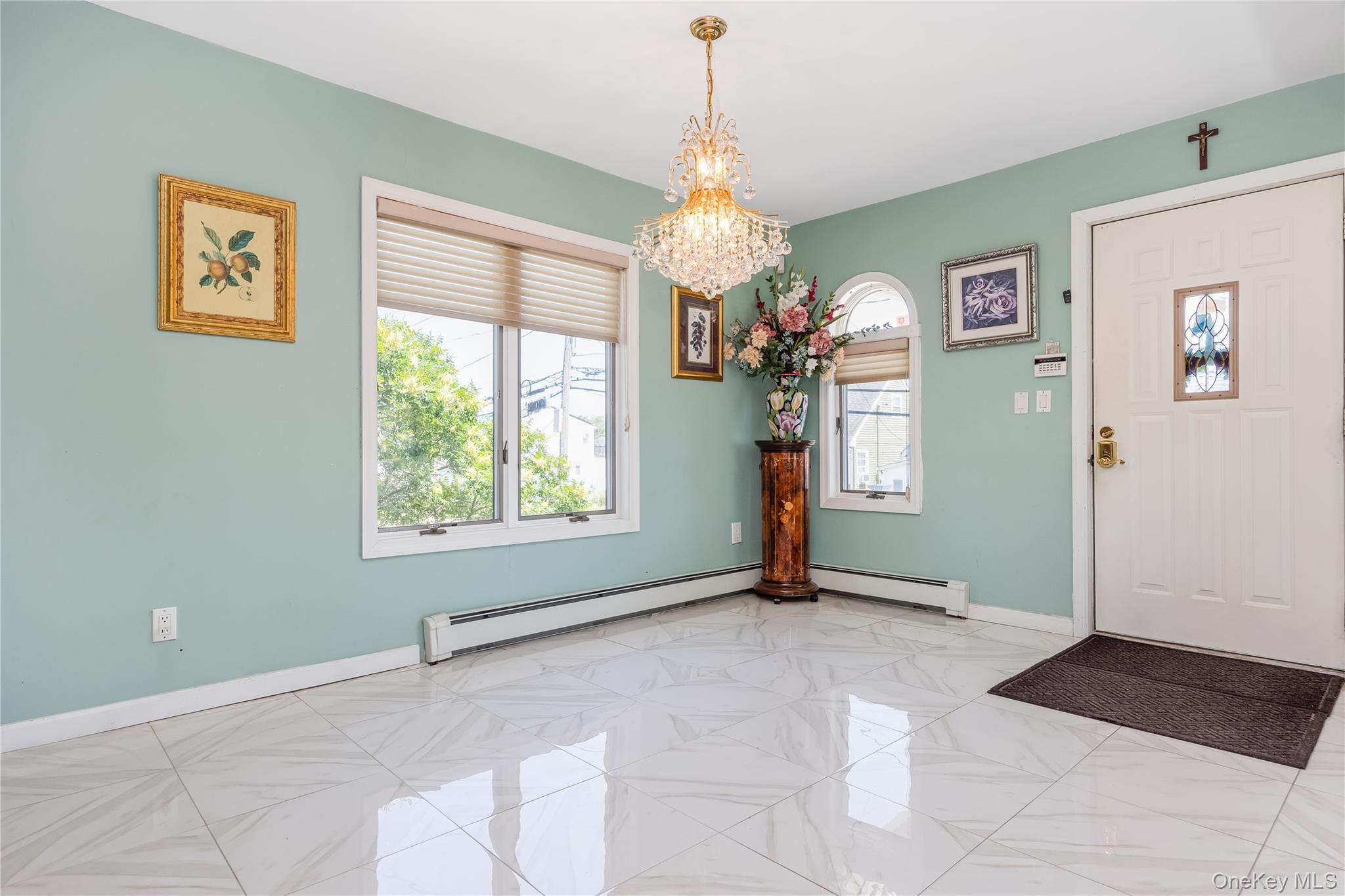 Single Family 9th  Suffolk County, NY 11757, MLS-902240-5