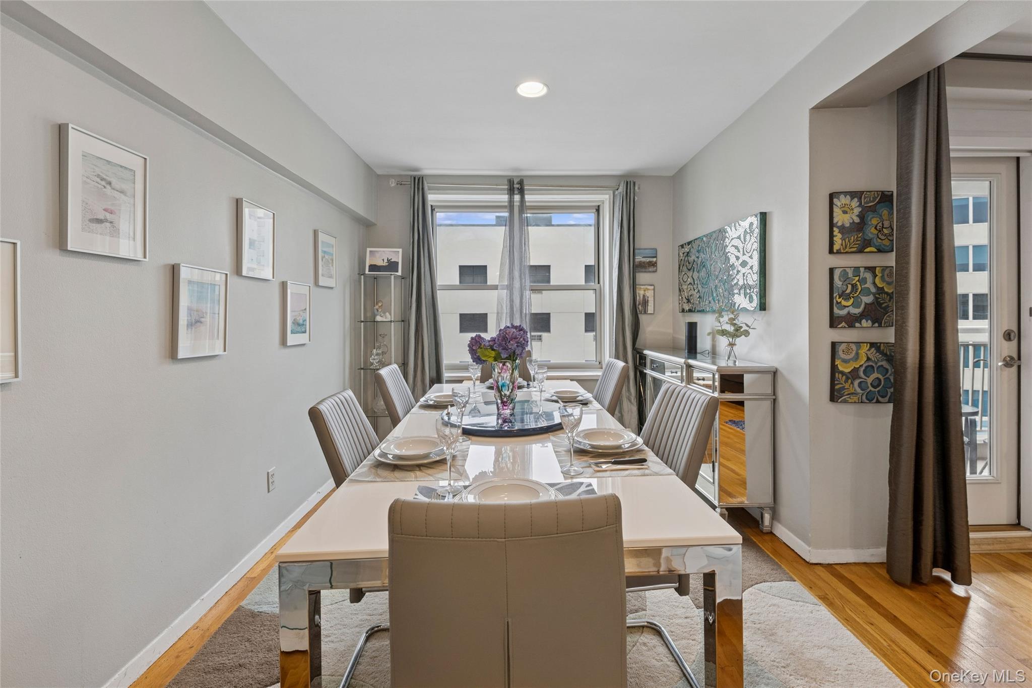 Coop Broadway  Nassau County, NY 11561, MLS-902262-7