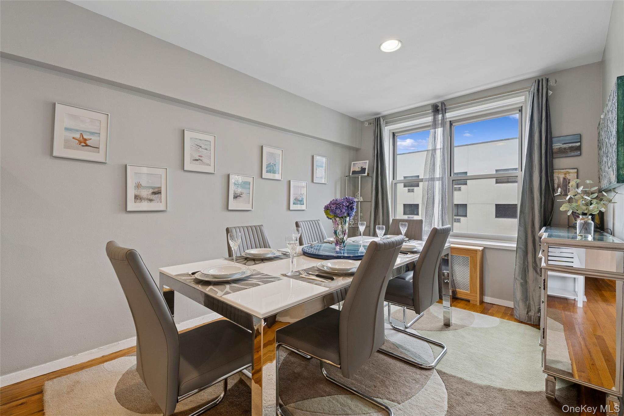 Coop Broadway  Nassau County, NY 11561, MLS-902262-8