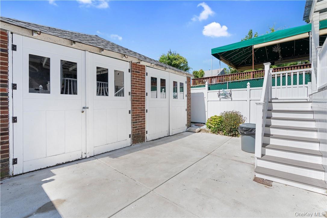 Single Family Logan  Bronx, NY 10465, MLS-902269-6
