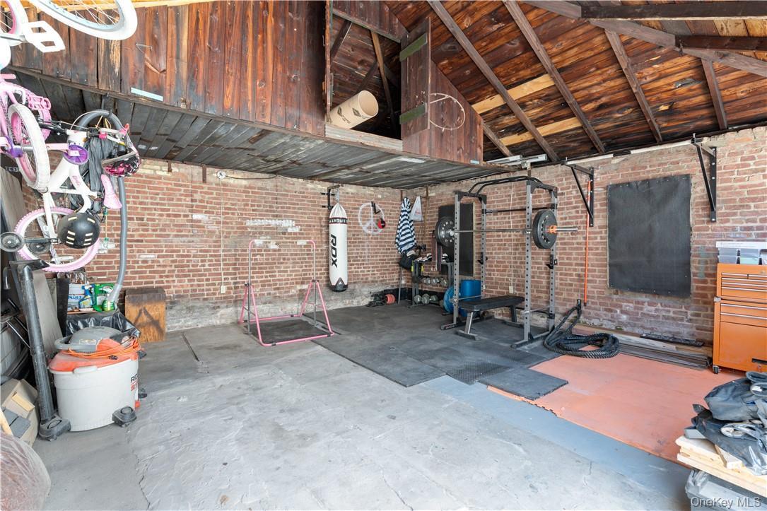 Single Family Logan  Bronx, NY 10465, MLS-902269-7