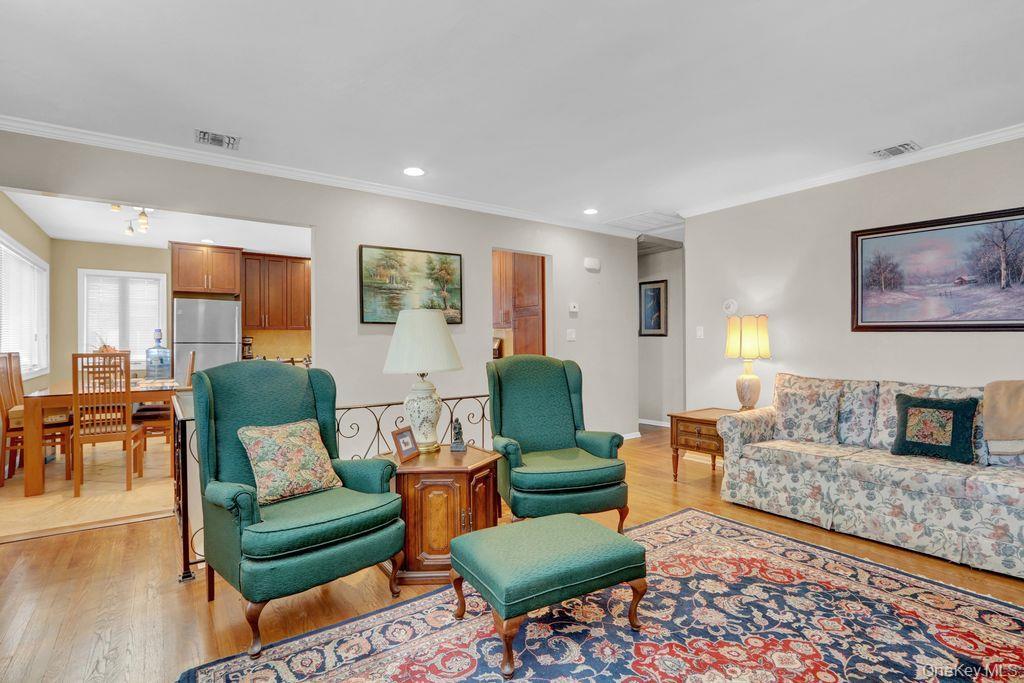 Single Family Nassau  Nassau County, NY 11520, MLS-902288-11