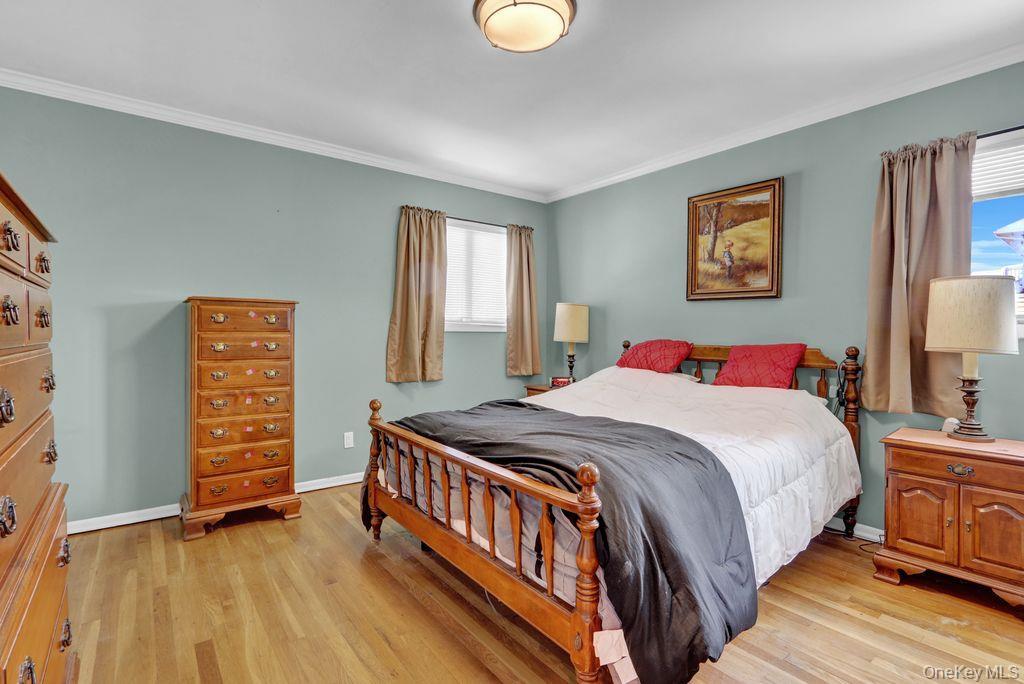 Single Family Nassau  Nassau County, NY 11520, MLS-902288-14