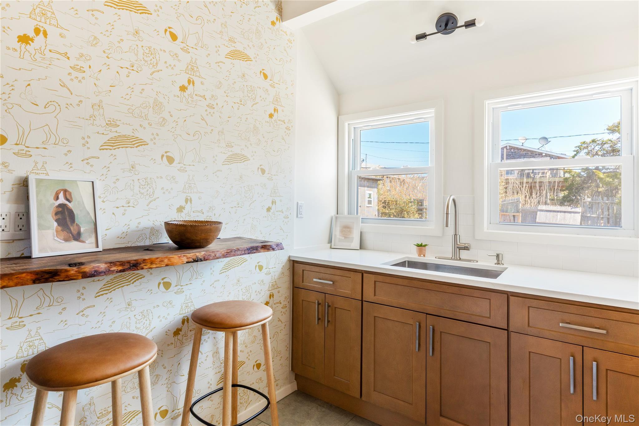 Single Family Surfview Suffolk County, NY 11770, MLS-902299-18