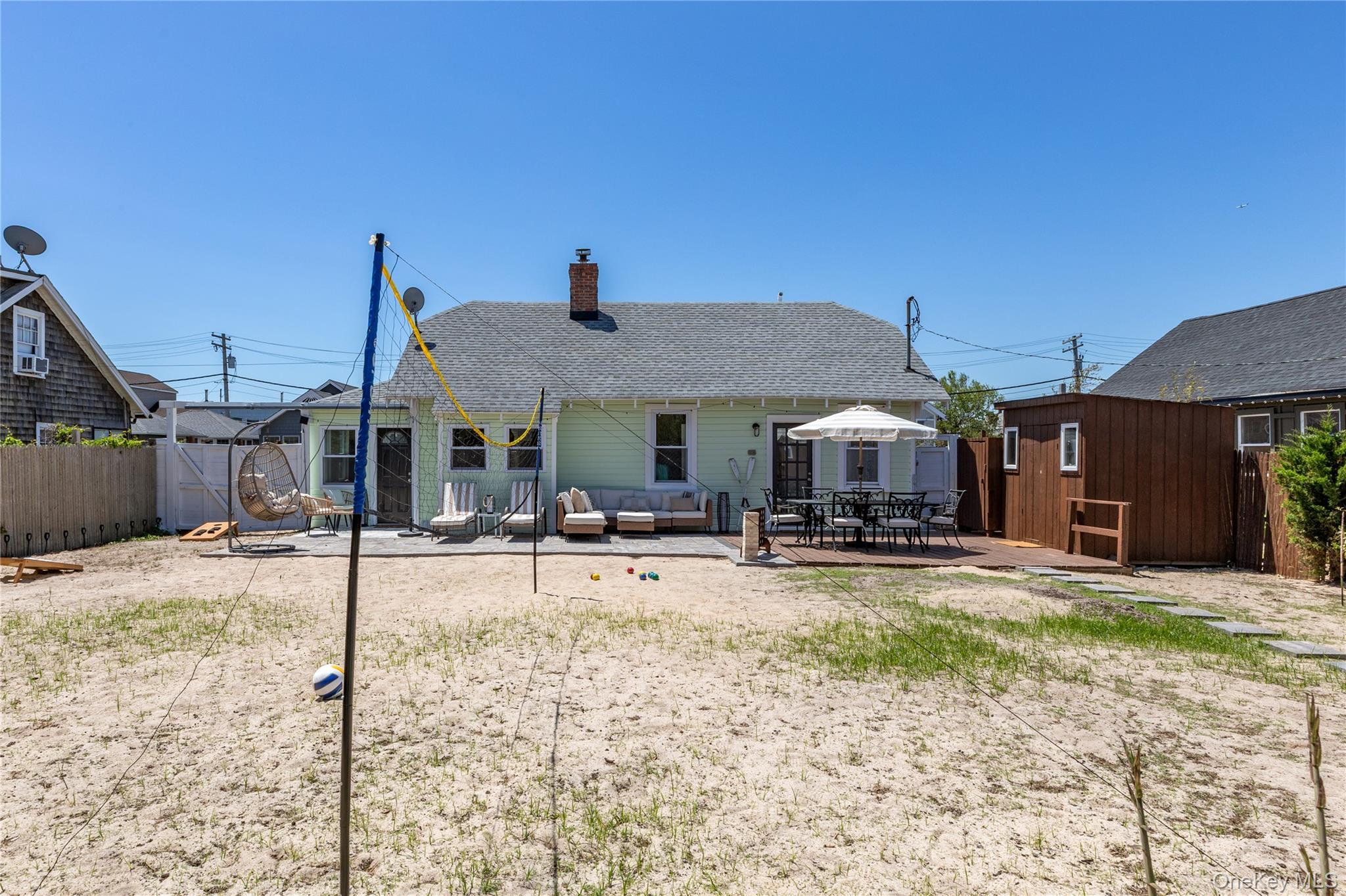 Single Family Surfview Suffolk County, NY 11770, MLS-902299-26