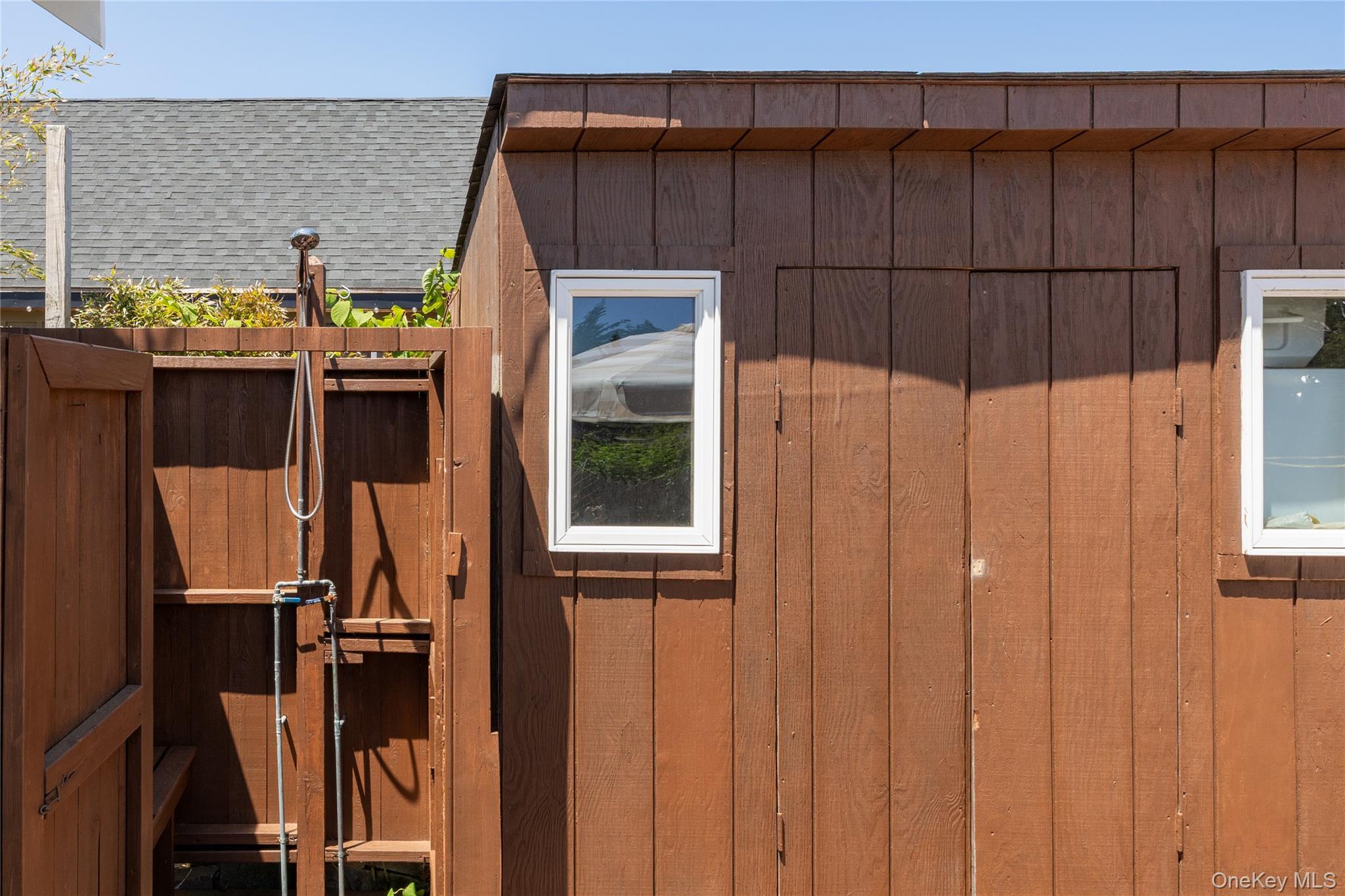 Single Family Surfview Suffolk County, NY 11770, MLS-902299-30