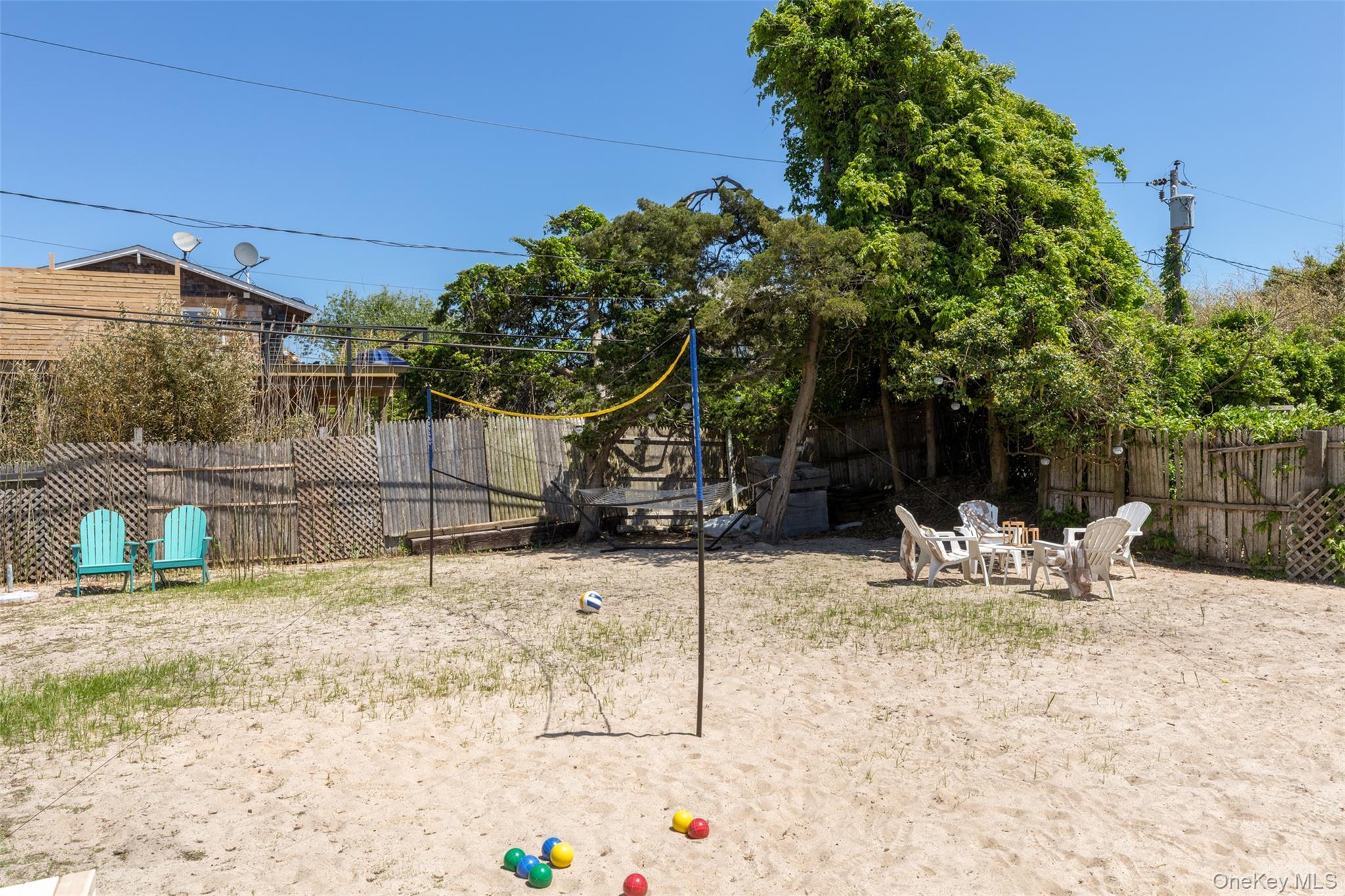 Single Family Surfview  Suffolk County, NY 11770, MLS-902299-32