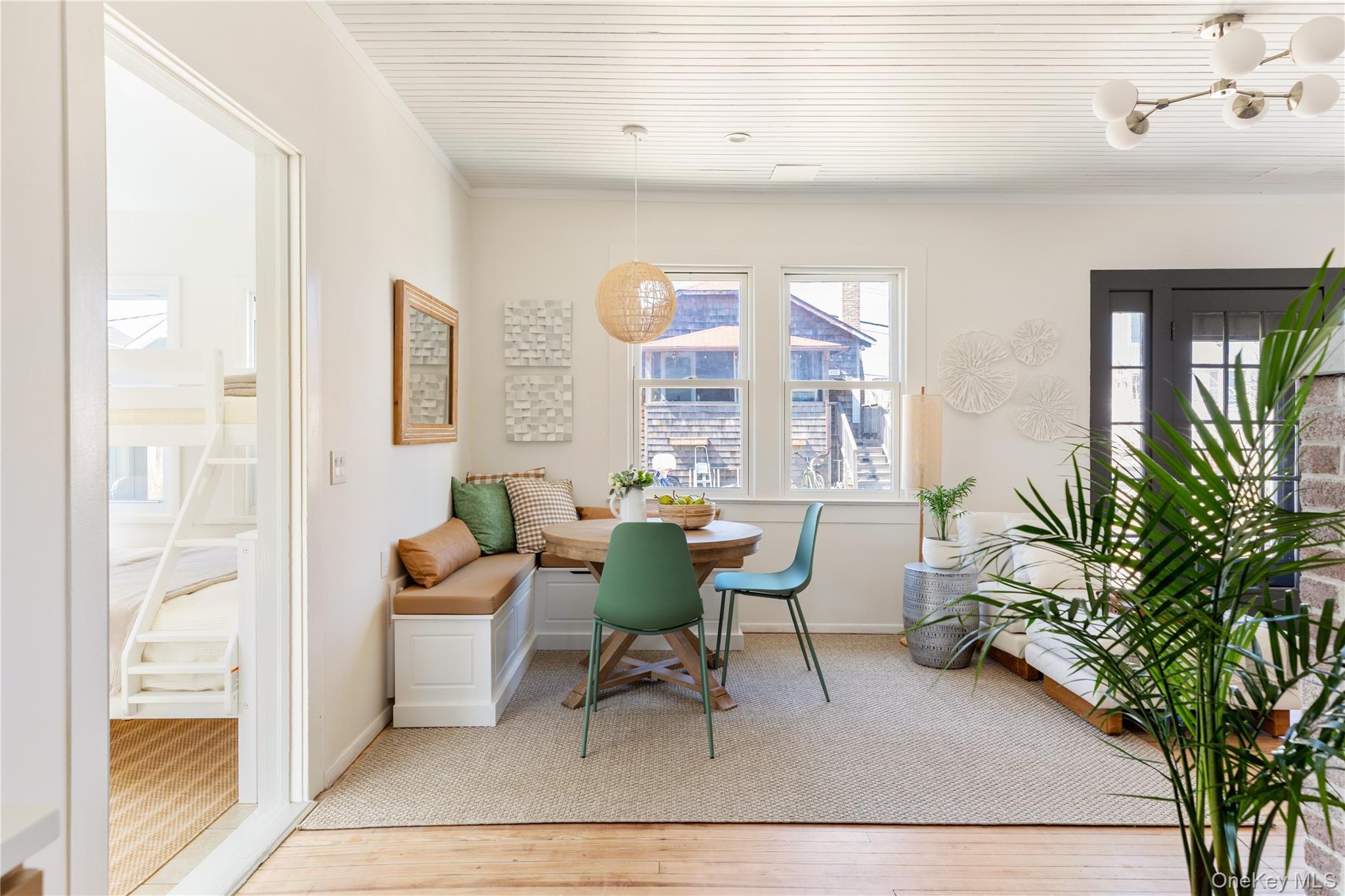 Single Family Surfview Suffolk County, NY 11770, MLS-902299-8